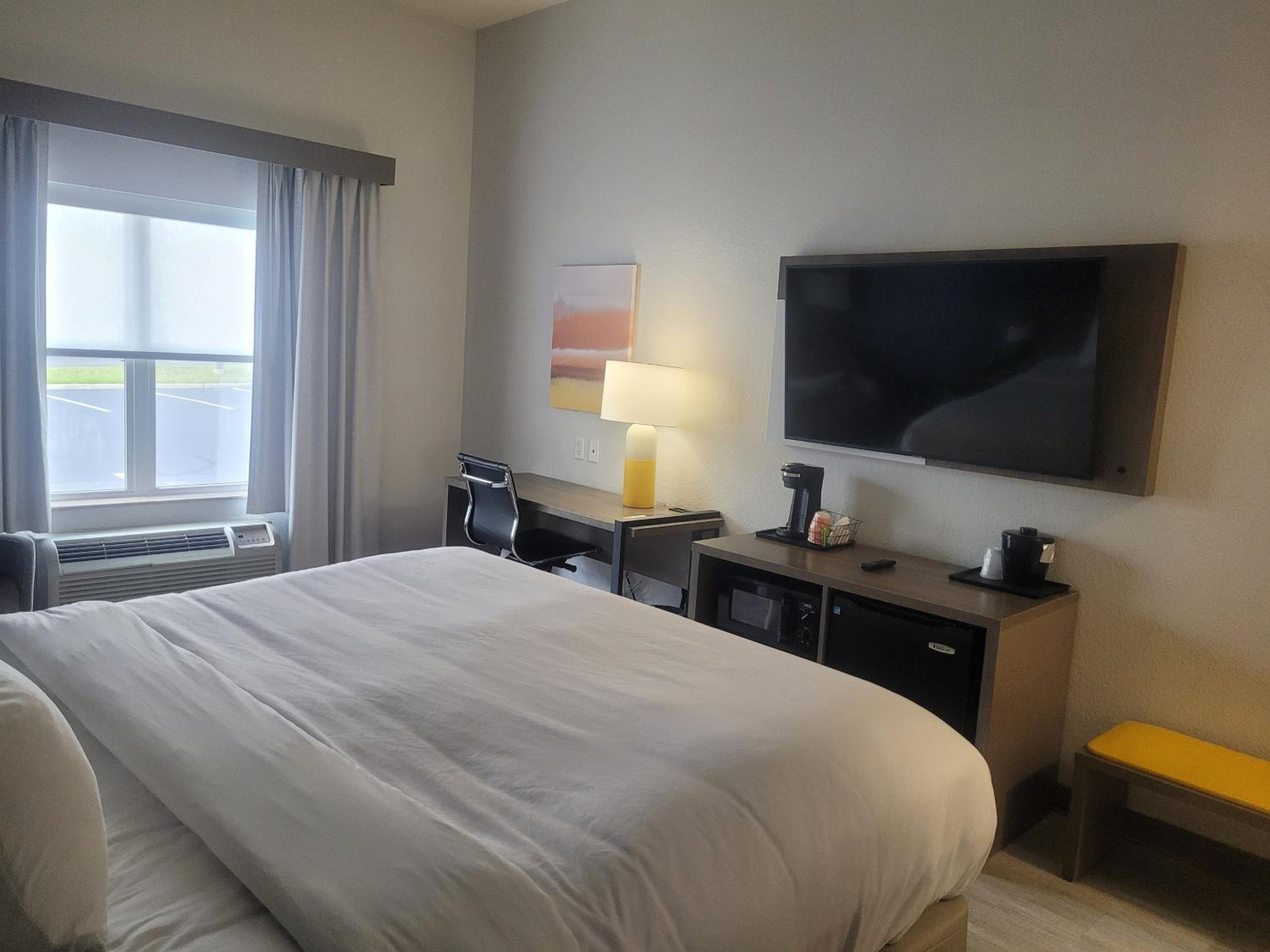 King Room - Disability Access/Non-Smoking - Photo 3
