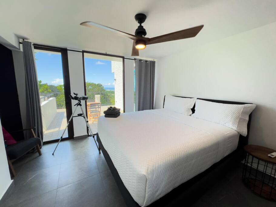 Three-Bedroom Villa photo 2