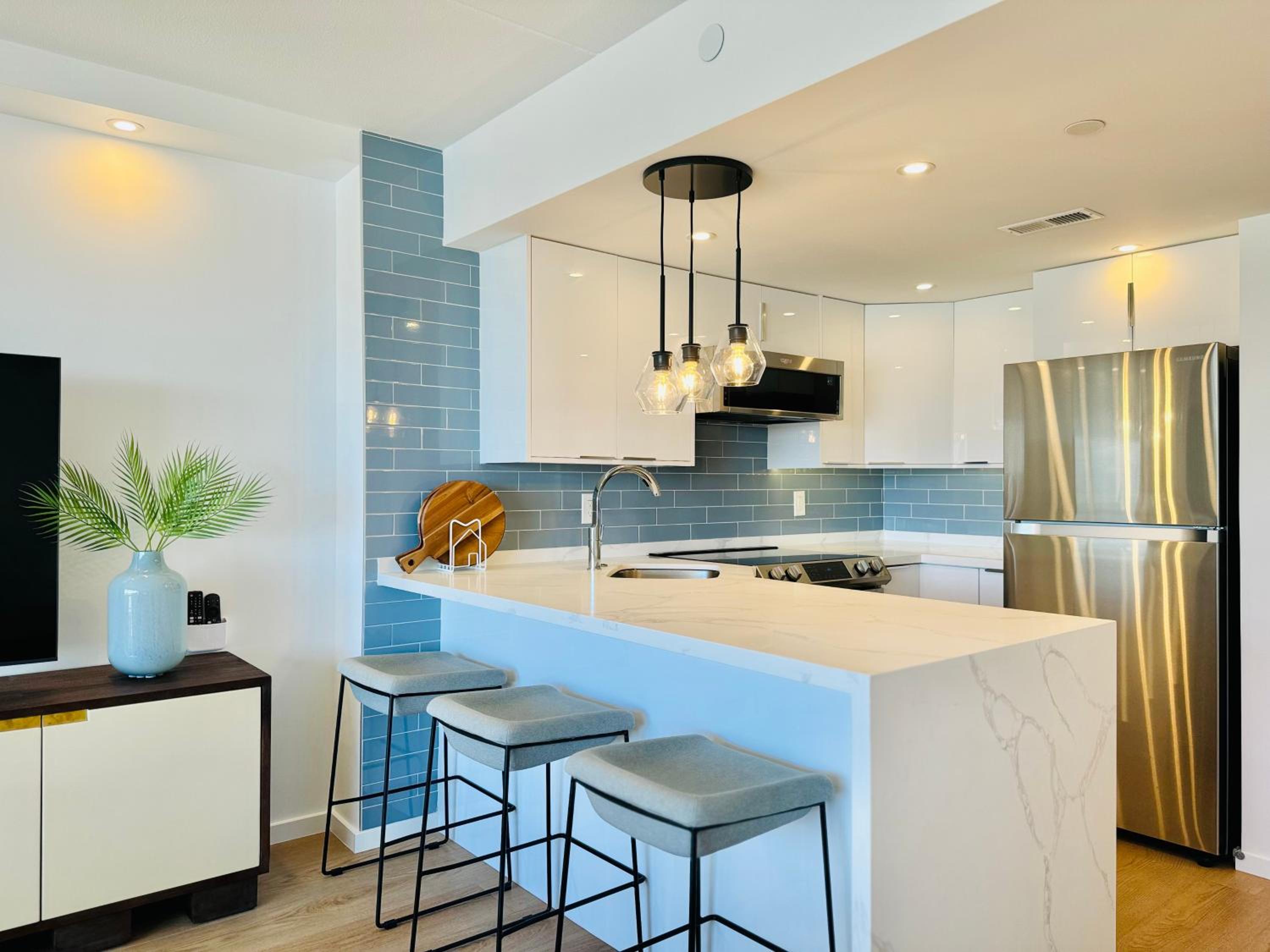 Panoramic Oceanview Resort - Full Kitchen in Each Unit, 2 Swimming Pools, Onsite Restaurants, Fireworks Every Friday: One-Bedroom Apartment - Oceanfront photo