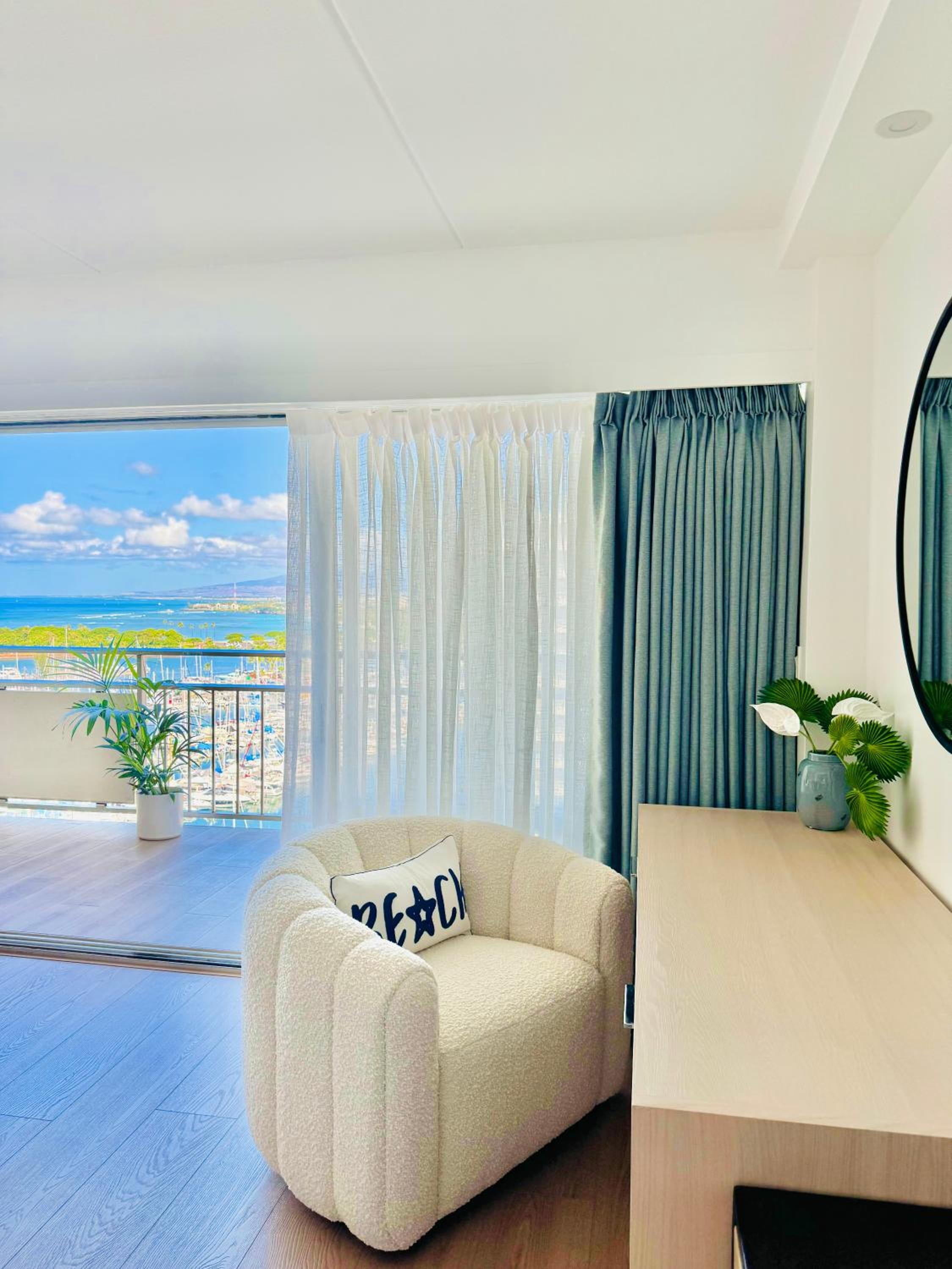 Panoramic Oceanview Resort - Full Kitchen in Each Unit, 2 Swimming Pools, Onsite Restaurants, Fireworks Every Friday: One-Bedroom Apartment - Oceanfront photo