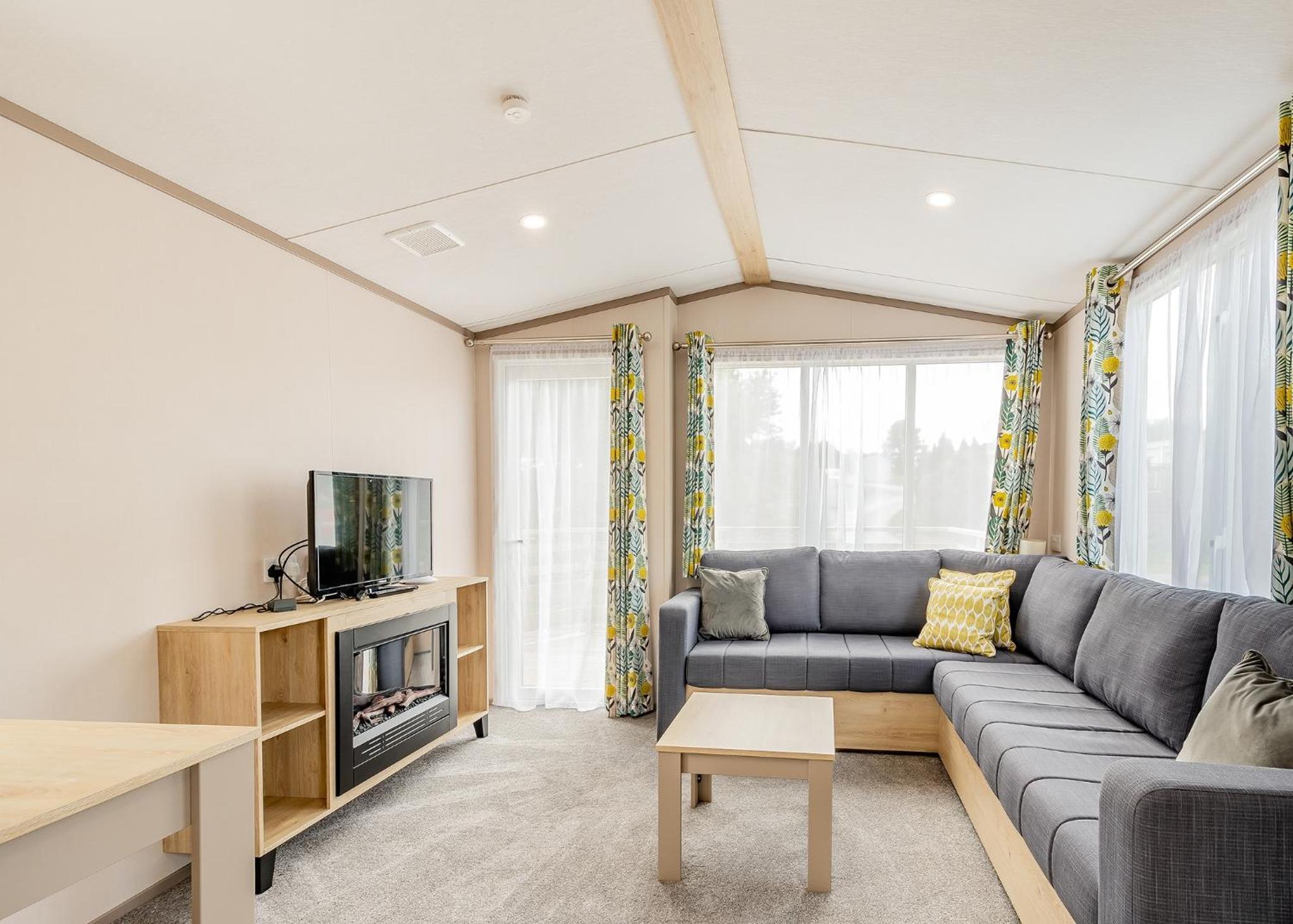 Mobile Home photo 1