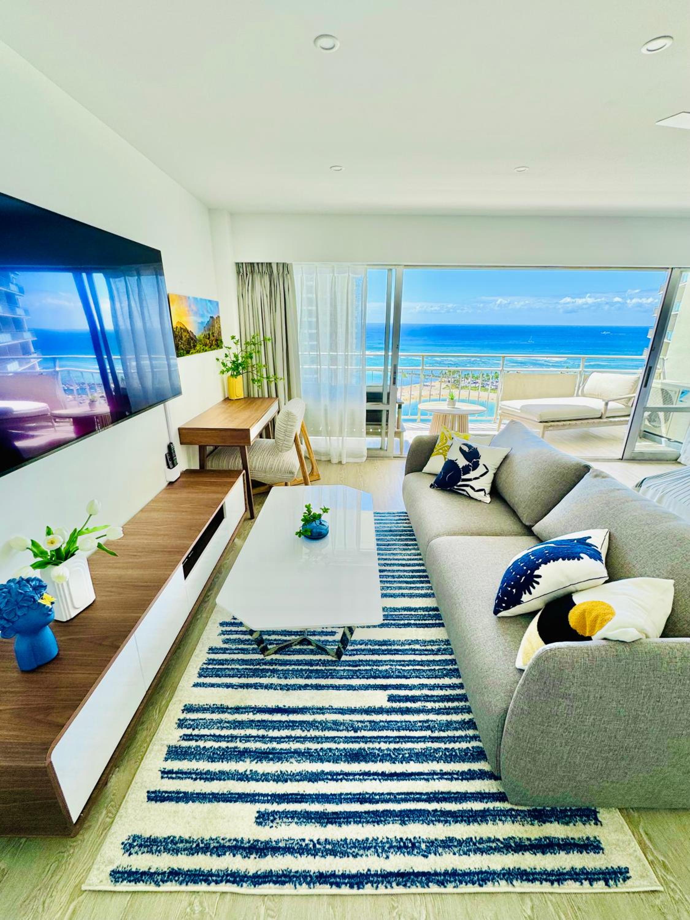 Panoramic Oceanview Resort - Full Kitchen in Each Unit, 2 Swimming Pools, Onsite Restaurants, Fireworks Every Friday: One-Bedroom Apartment - Oceanfront photo