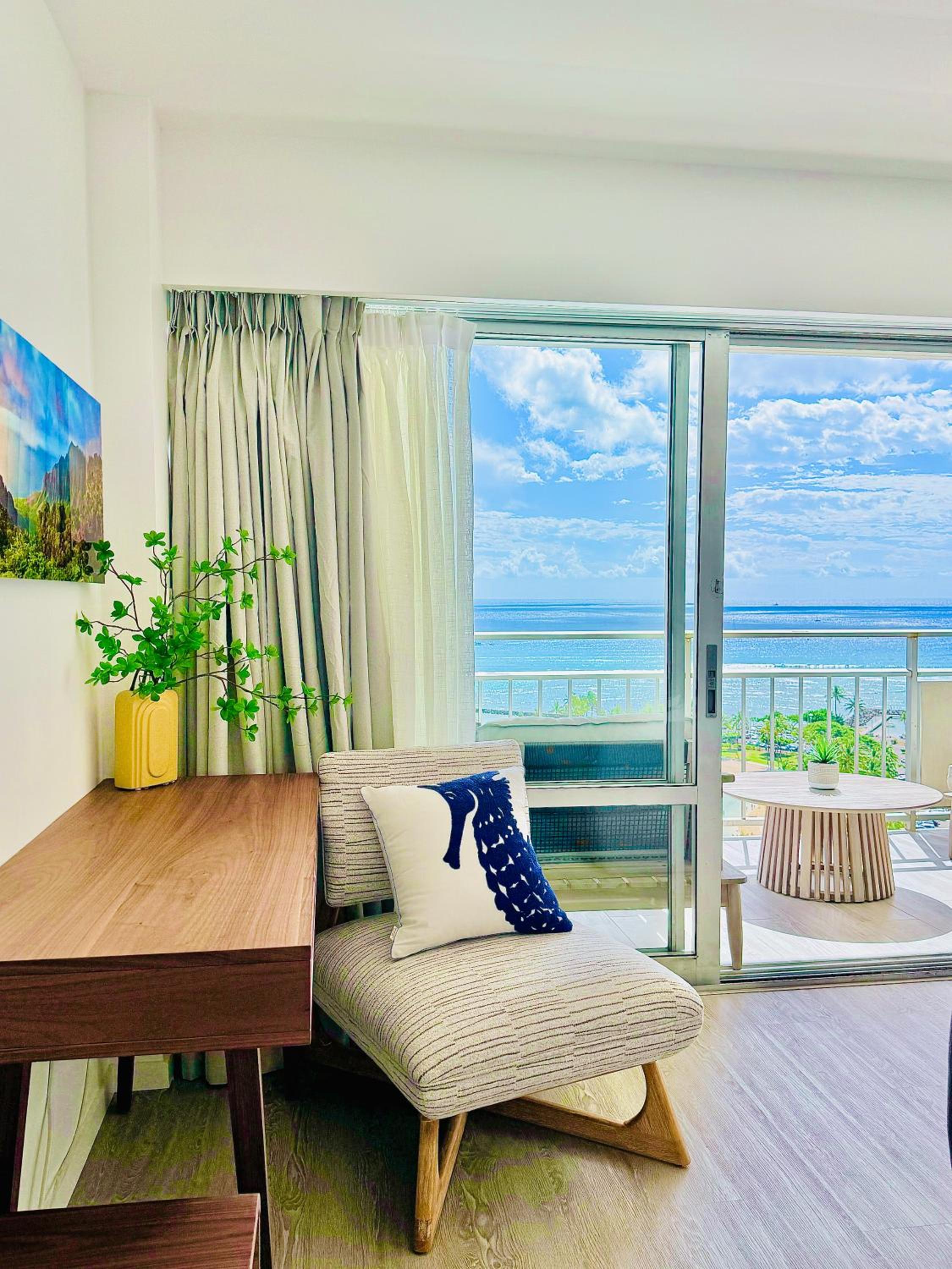 Panoramic Oceanview Resort - Full Kitchen in Each Unit, 2 Swimming Pools, Onsite Restaurants, Fireworks Every Friday: One-Bedroom Apartment - Oceanfront photo