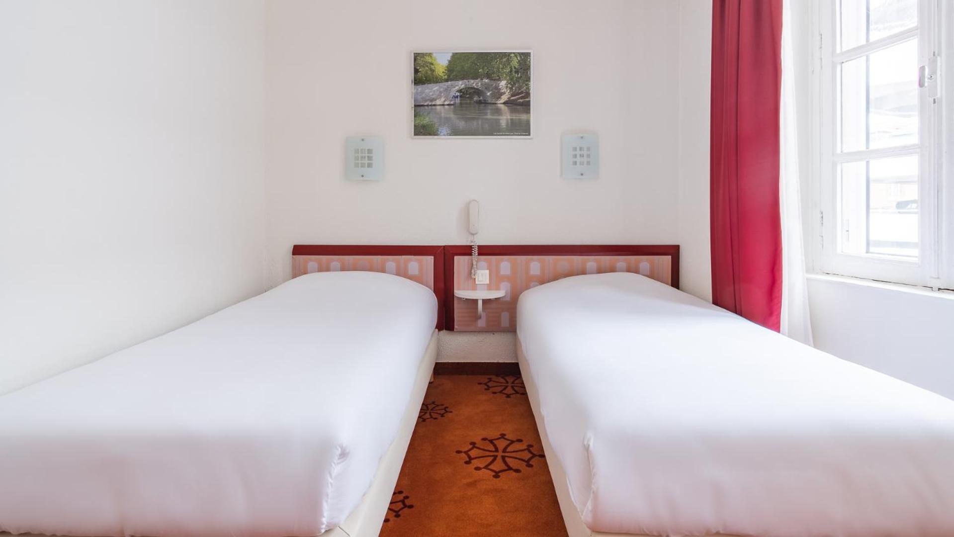 Superior Twin Room photo 3