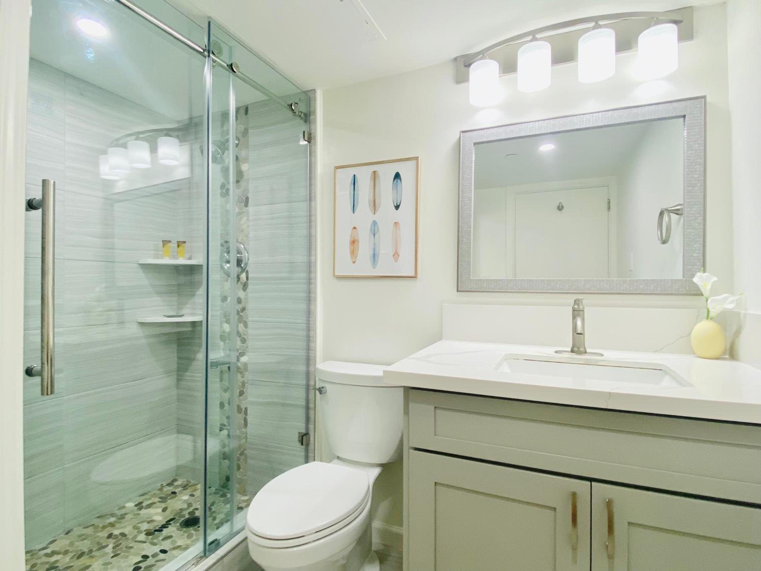 Panoramic Oceanview Resort - Full Kitchen in Each Unit, 2 Swimming Pools, Onsite Restaurants, Fireworks Every Friday: One-Bedroom Apartment - Oceanfront photo