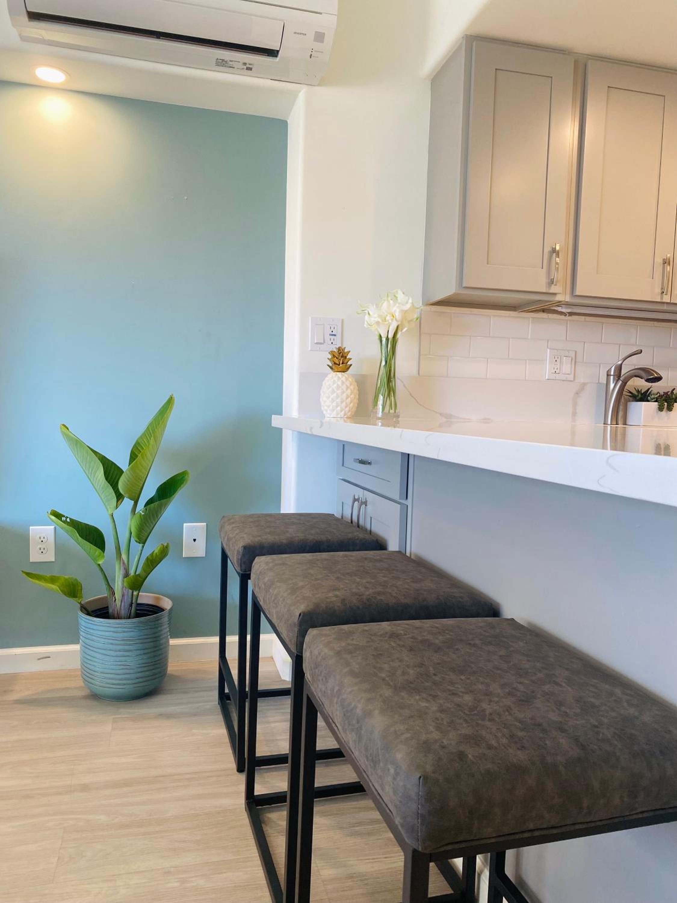 Panoramic Oceanview Resort - Full Kitchen in Each Unit, 2 Swimming Pools, Onsite Restaurants, Fireworks Every Friday: One-Bedroom Apartment - Oceanfront photo