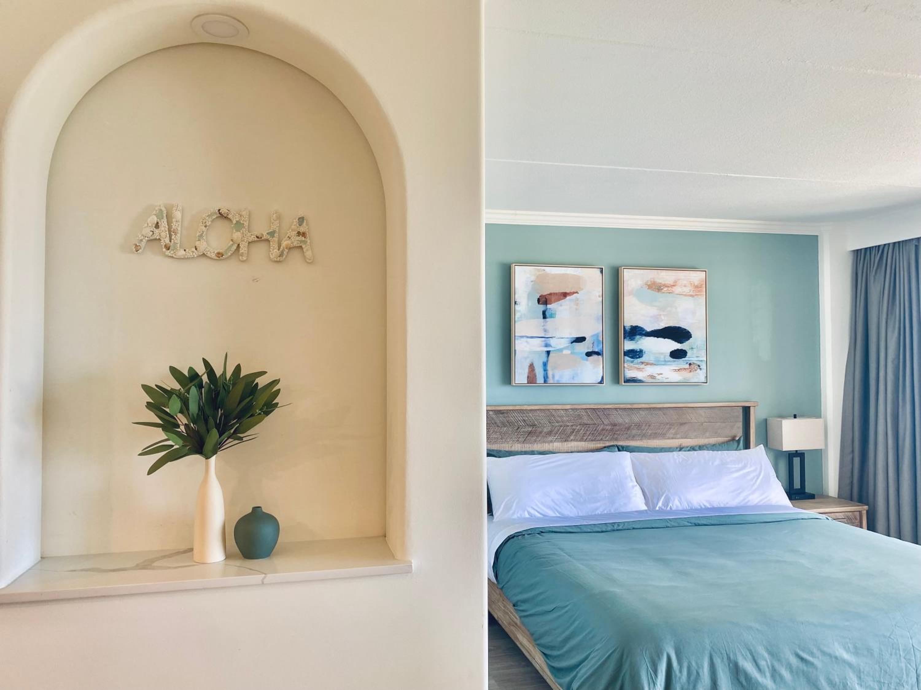 Panoramic Oceanview Resort - Full Kitchen in Each Unit, 2 Swimming Pools, Onsite Restaurants, Fireworks Every Friday: One-Bedroom Apartment - Oceanfront photo