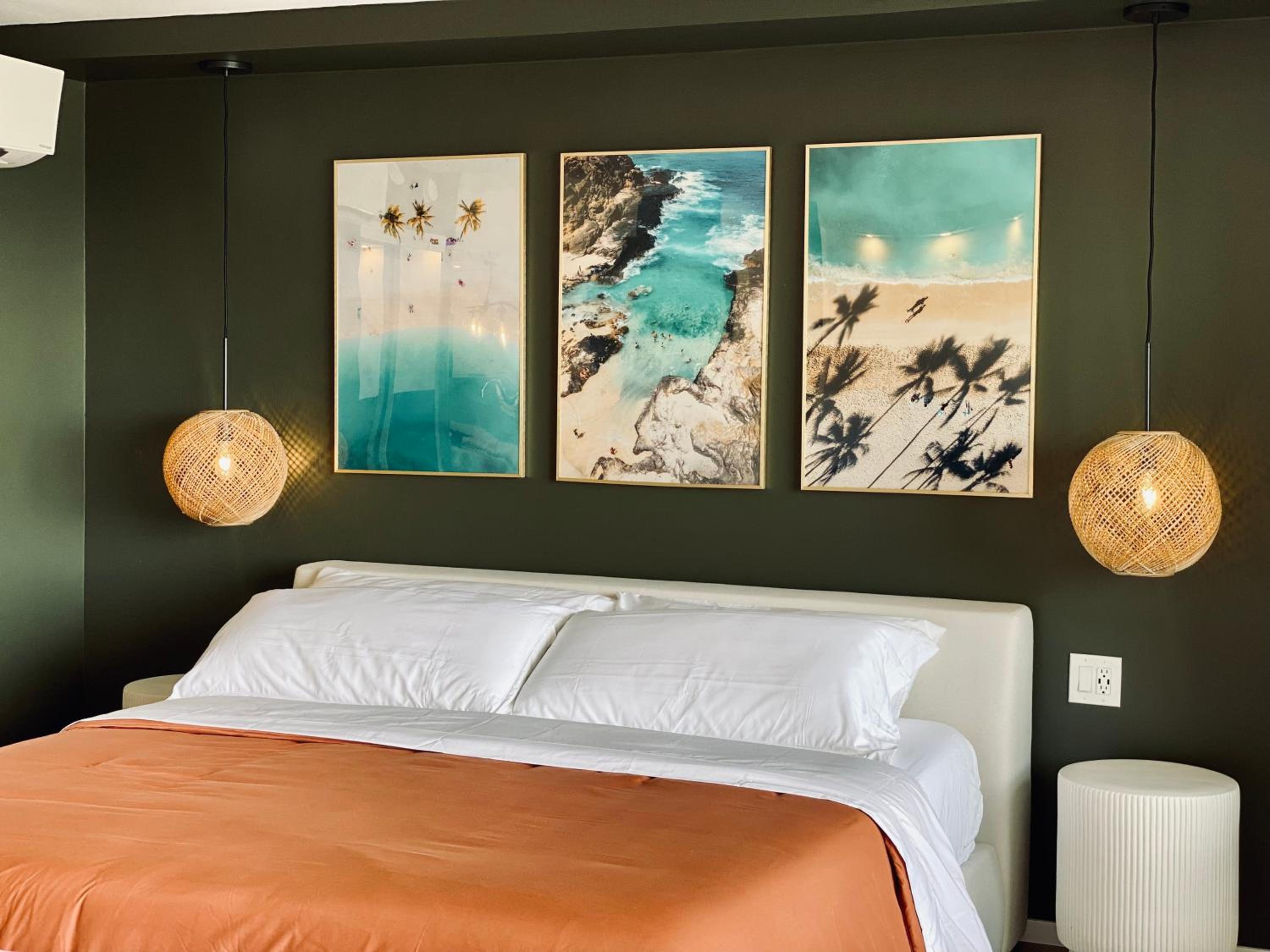 Panoramic Oceanview Resort - Full Kitchen in Each Unit, 2 Swimming Pools, Onsite Restaurants, Fireworks Every Friday: One-Bedroom Apartment - Oceanfront photo