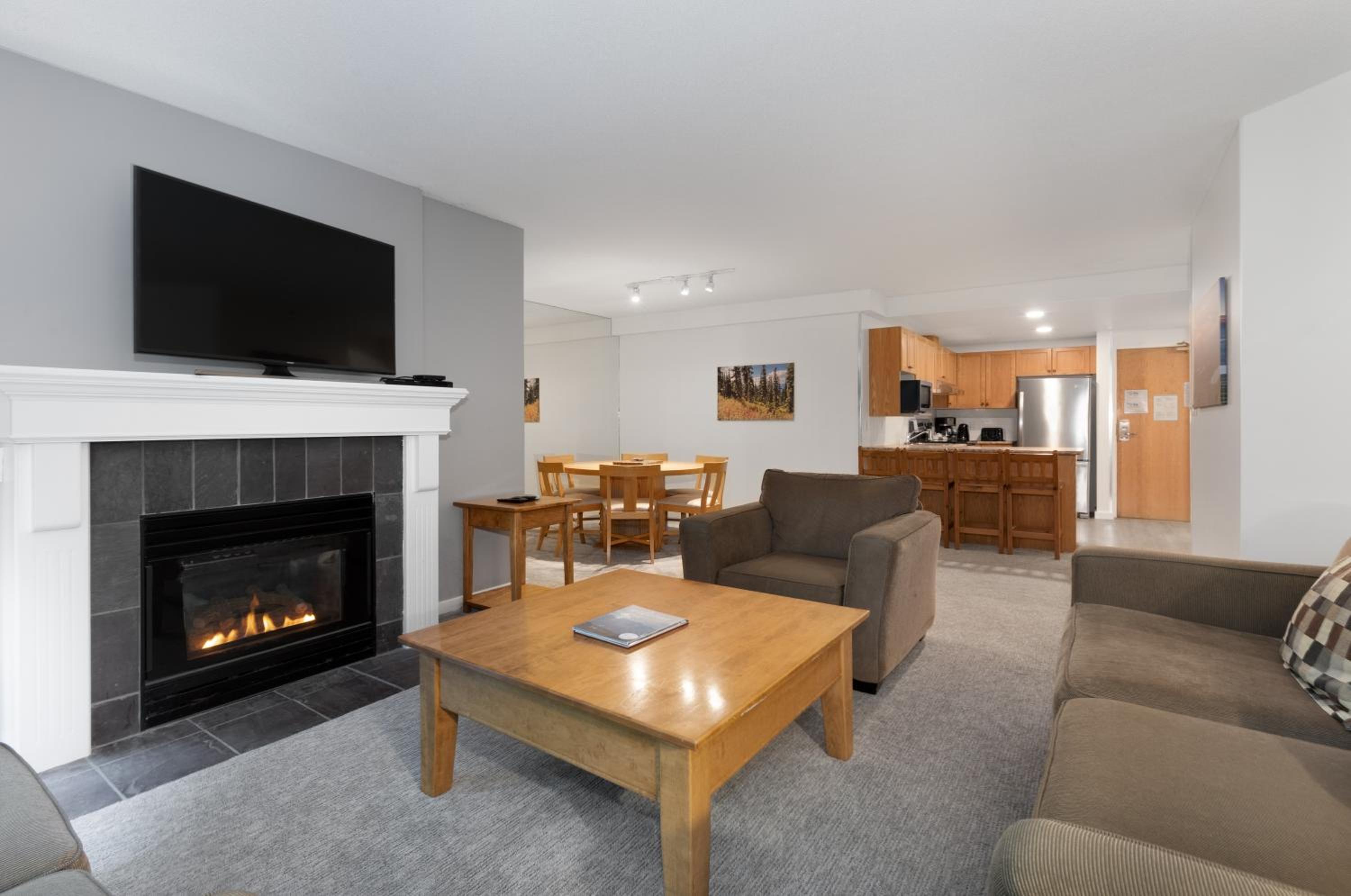Condo, 2 Bedrooms (Unit 220)