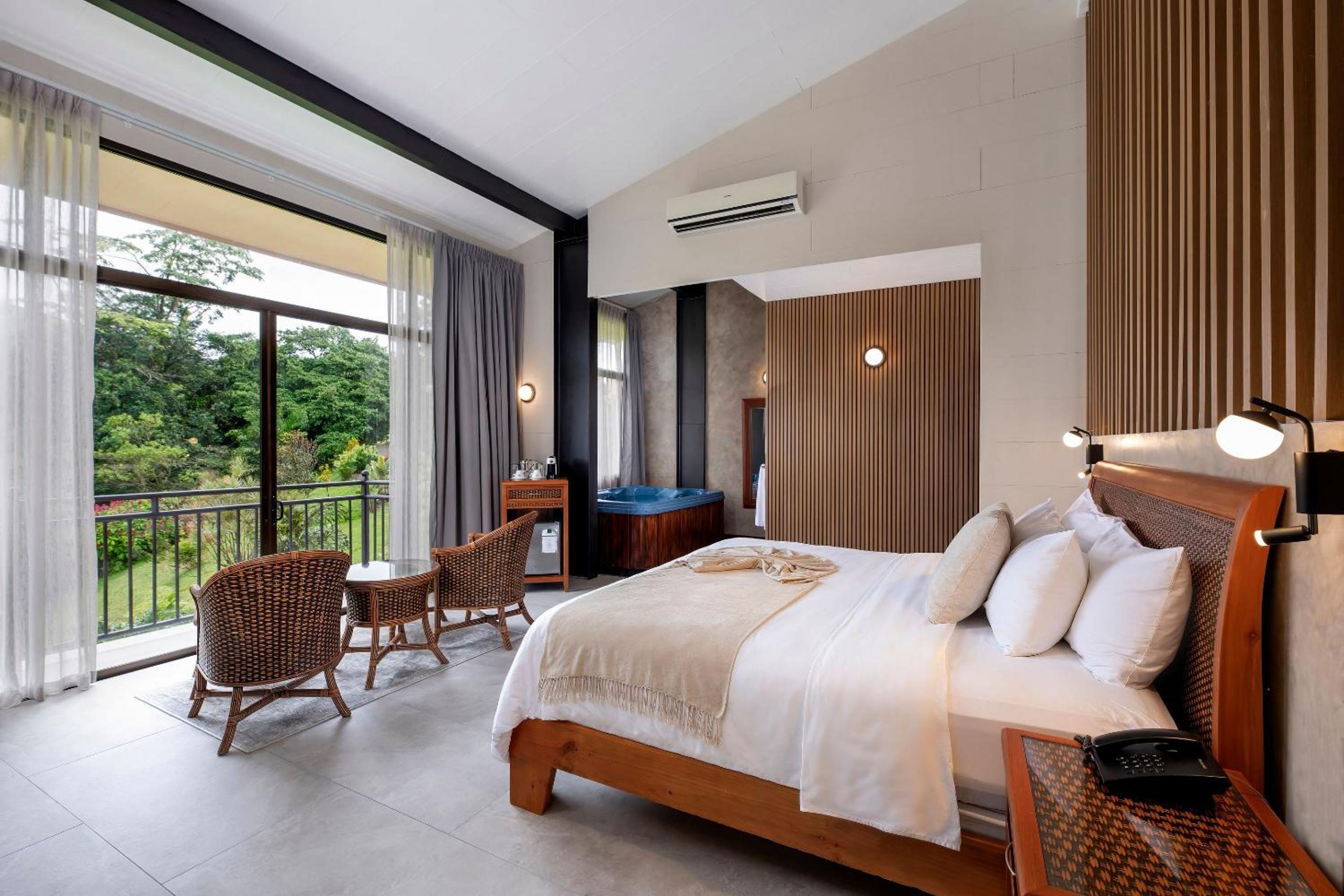 Kioro Suite