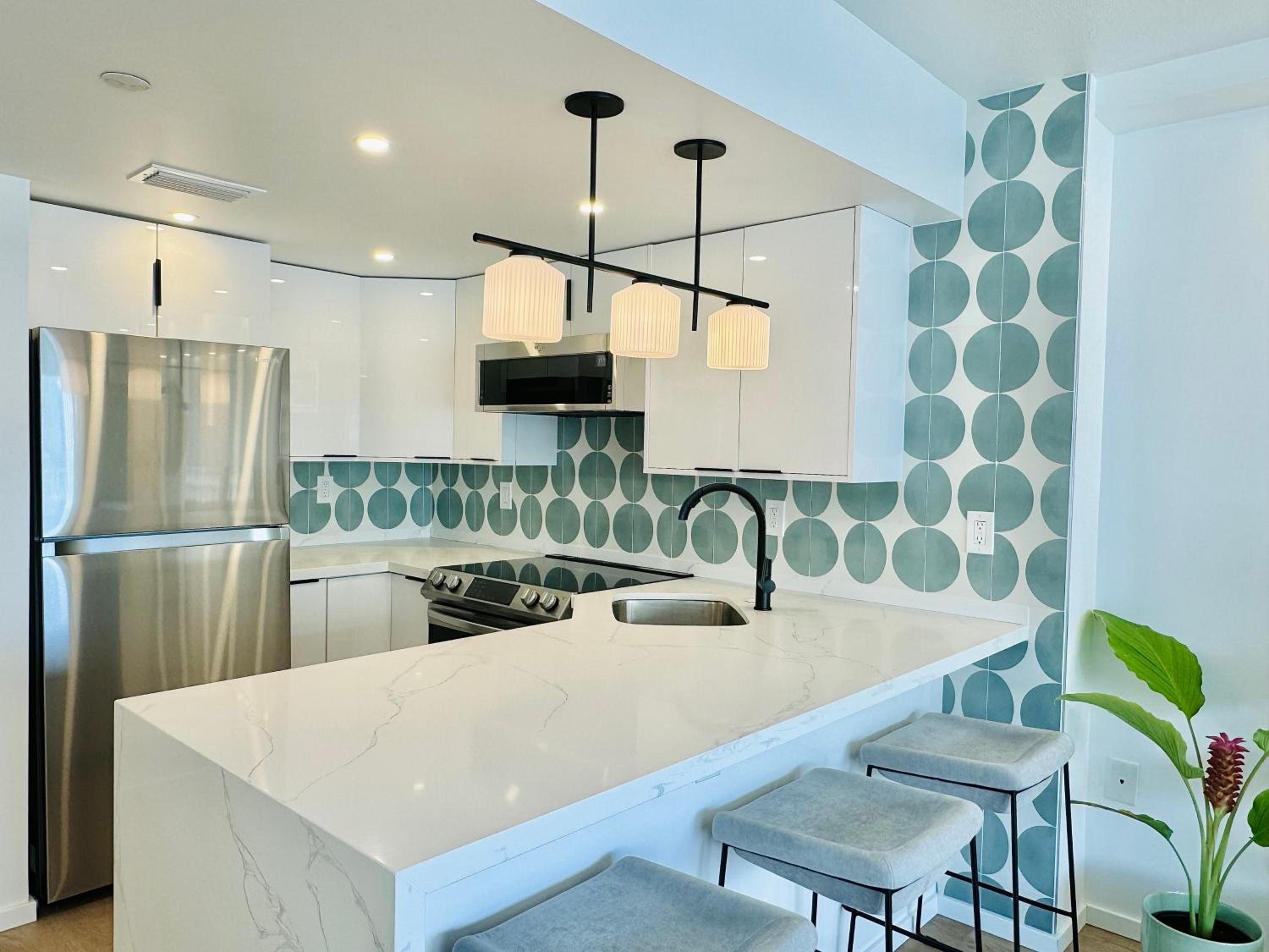 Panoramic Oceanview Resort - Full Kitchen in Each Unit, 2 Swimming Pools, Onsite Restaurants, Fireworks Every Friday: One-Bedroom Apartment - Oceanfront photo