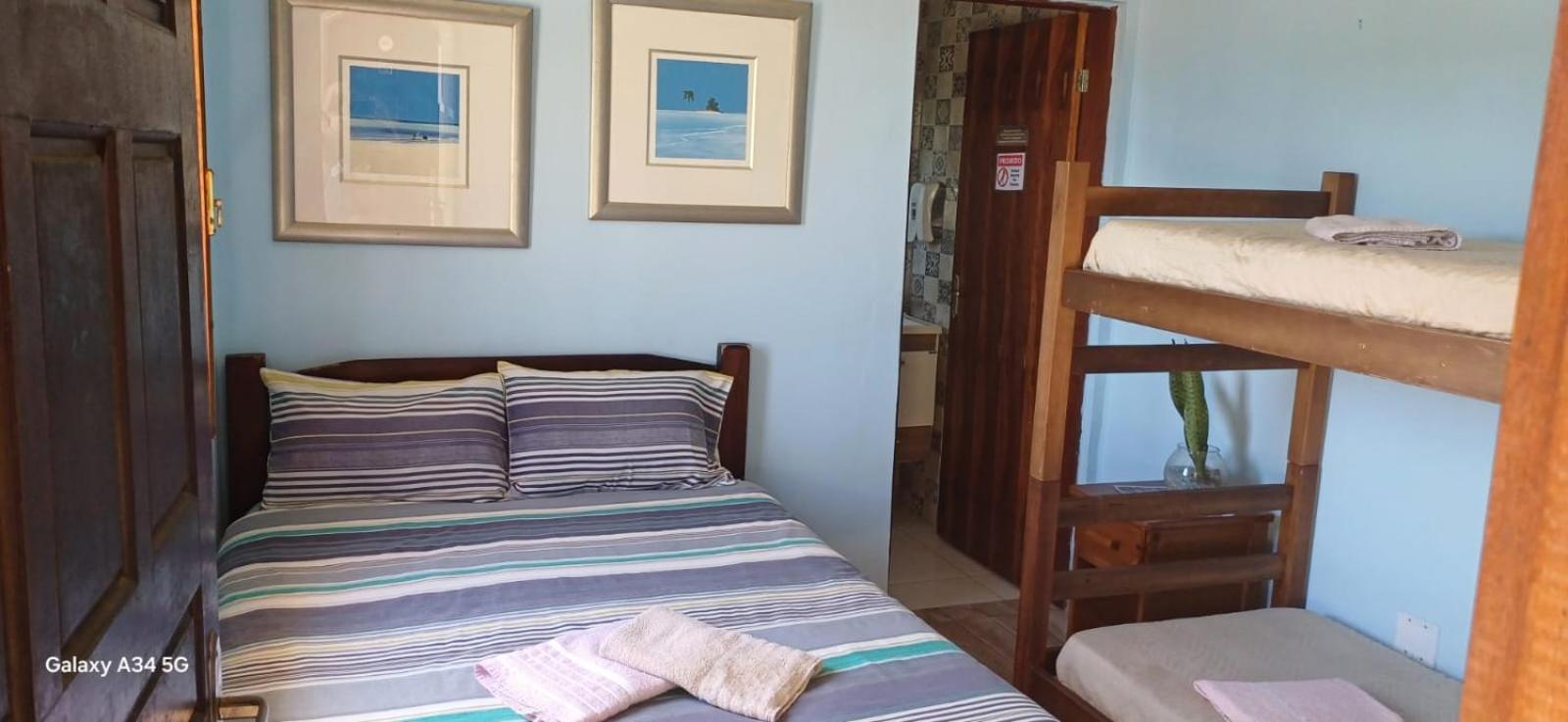 Three-Bedroom Vacation Home  photo 1