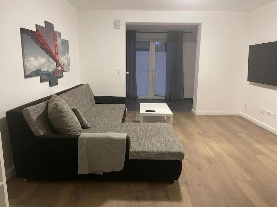 One-Bedroom Apartment photo 3