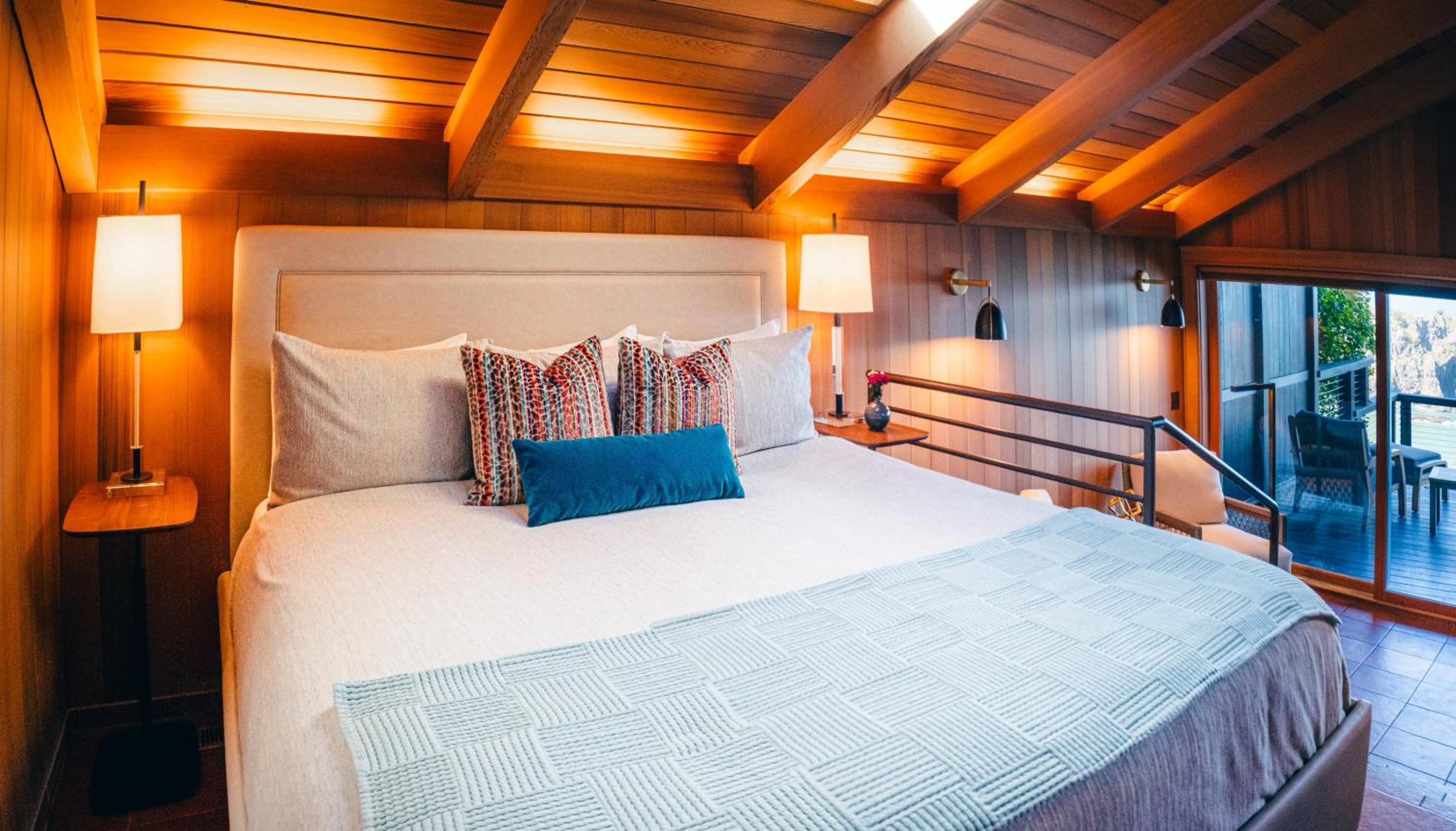 Deluxe Suite With Sea View photo 1