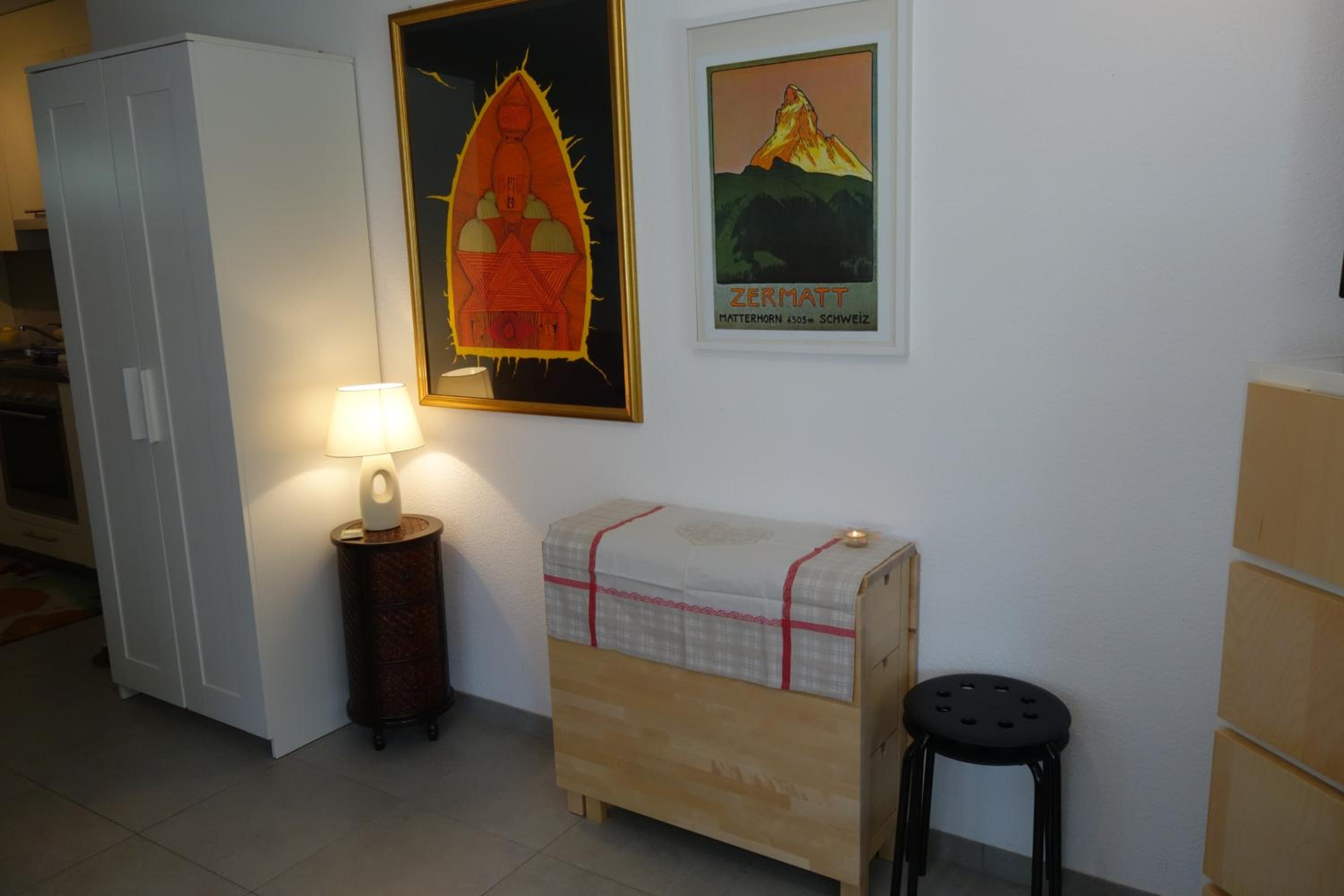 Studio - Photo 1