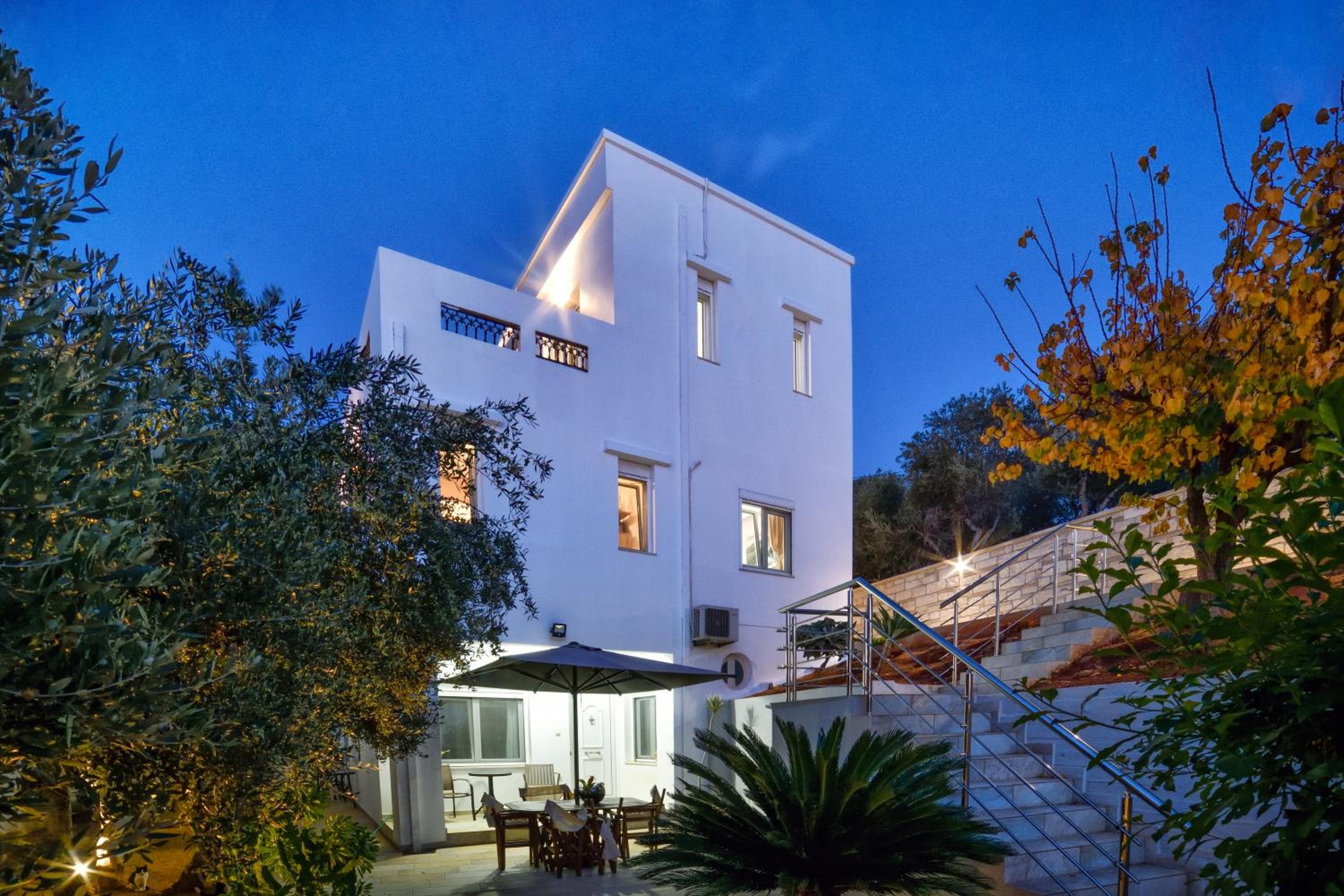 Villa with Sea View photo 2