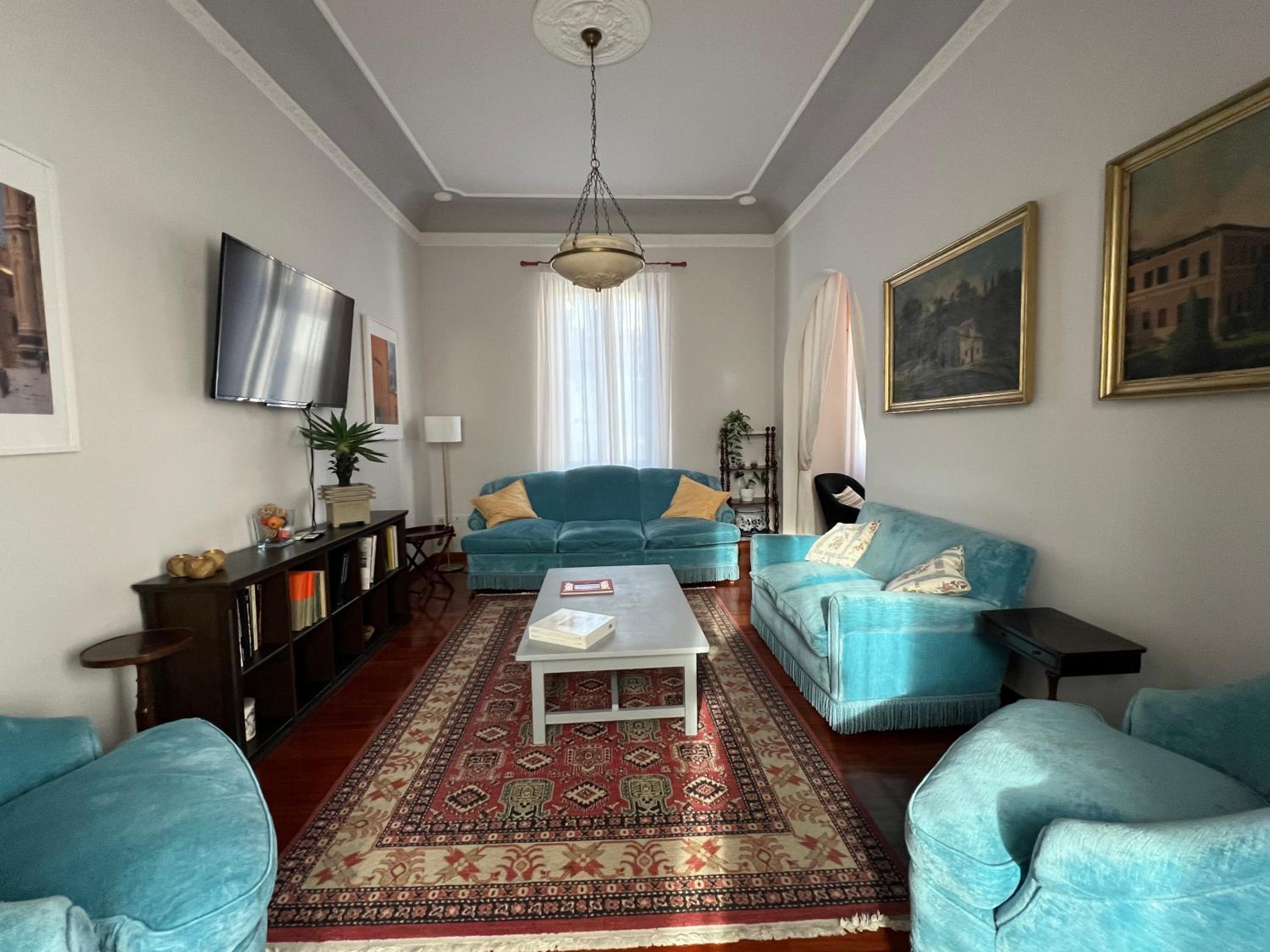 Deluxe Apartment photo 1