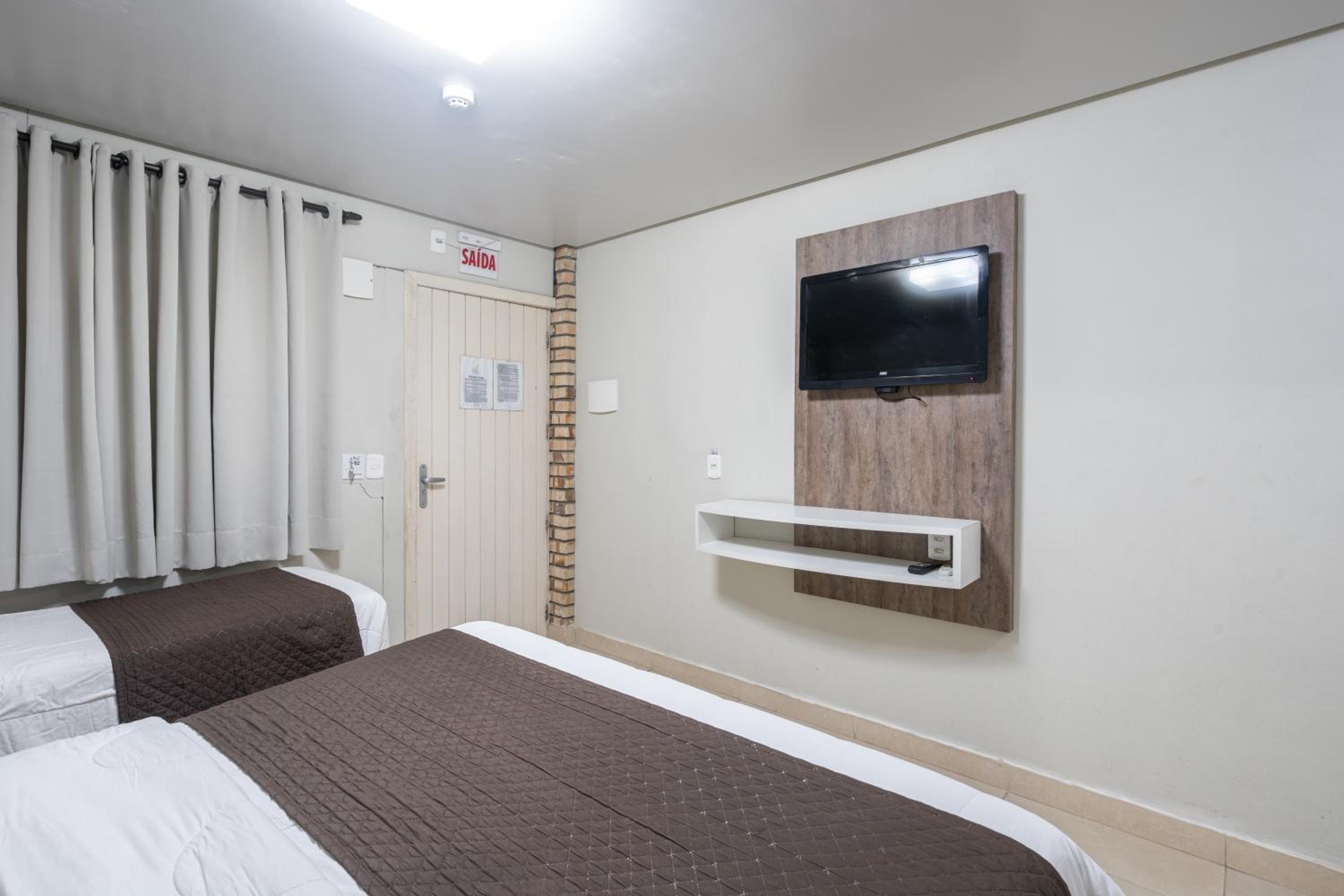 Standard Triple Room photo 2