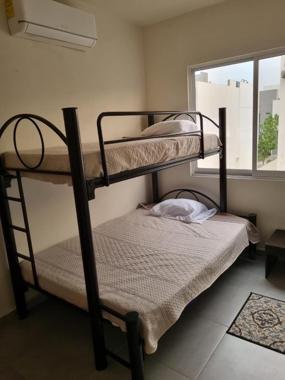 Three-Bedroom House photo 1