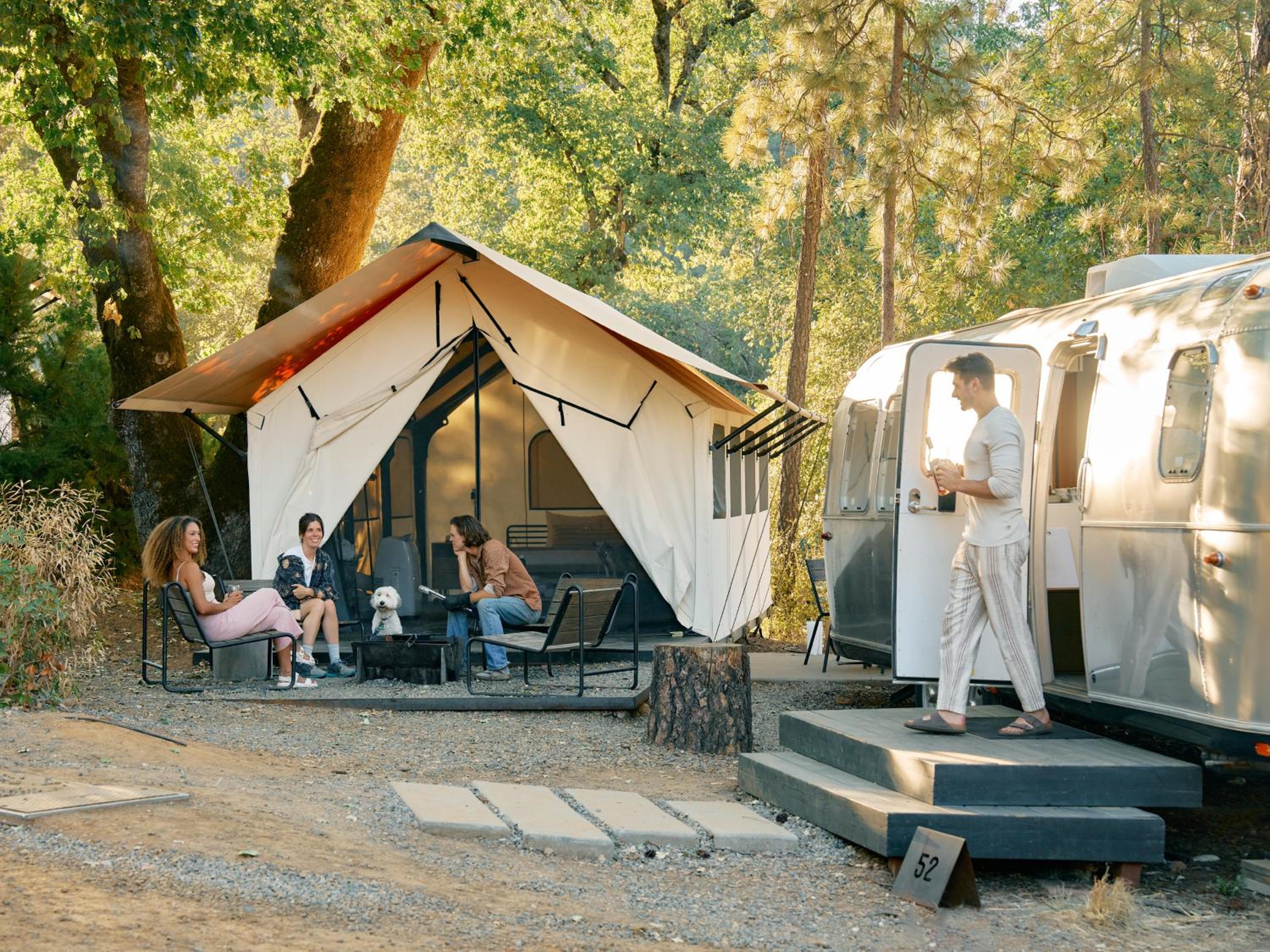 Premium BaseCamp Suite - Photo 28