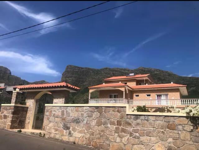 Deluxe Double Room with Balcony and Sea View photo 3