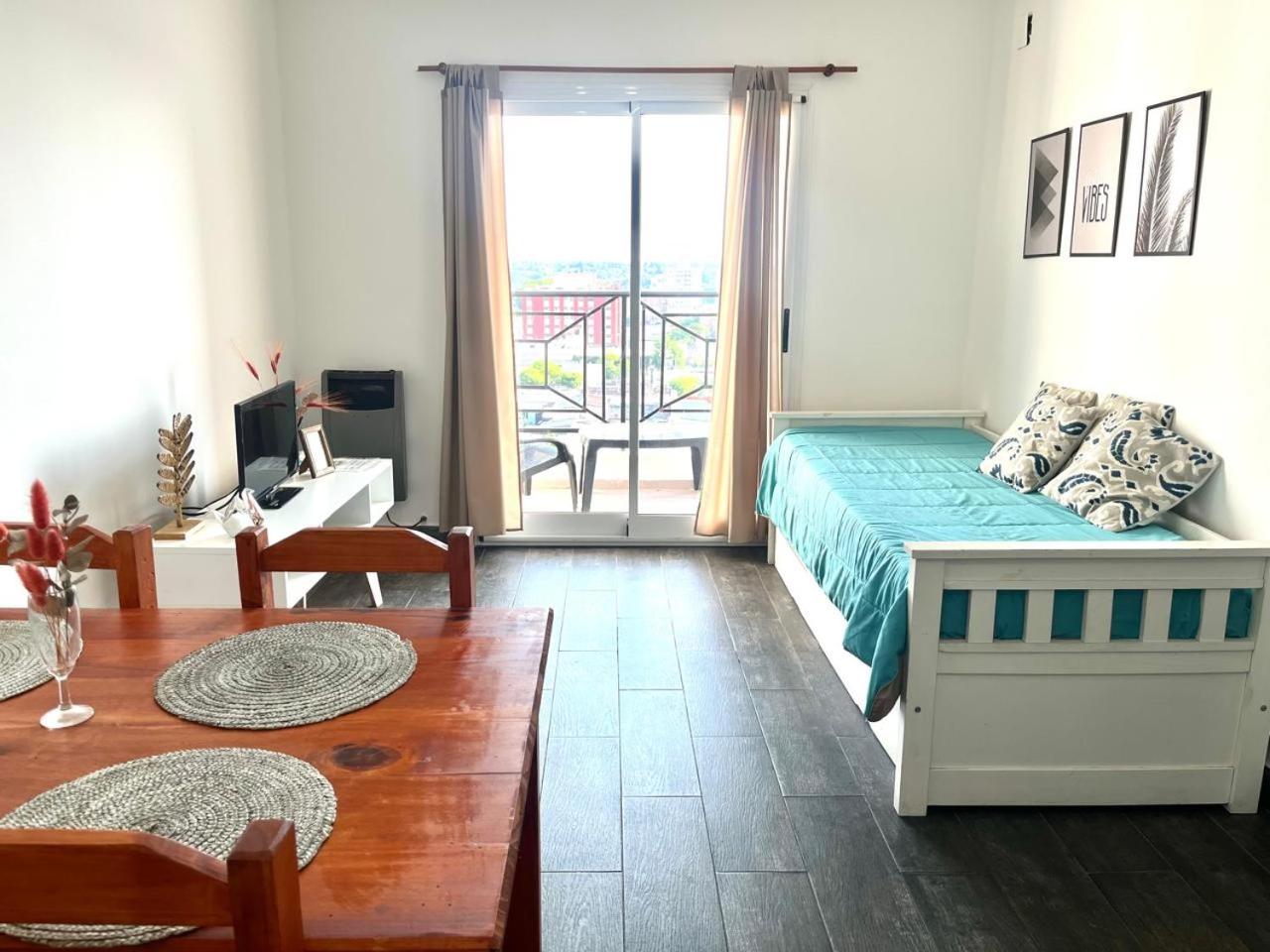 One-Bedroom Apartment photo 3
