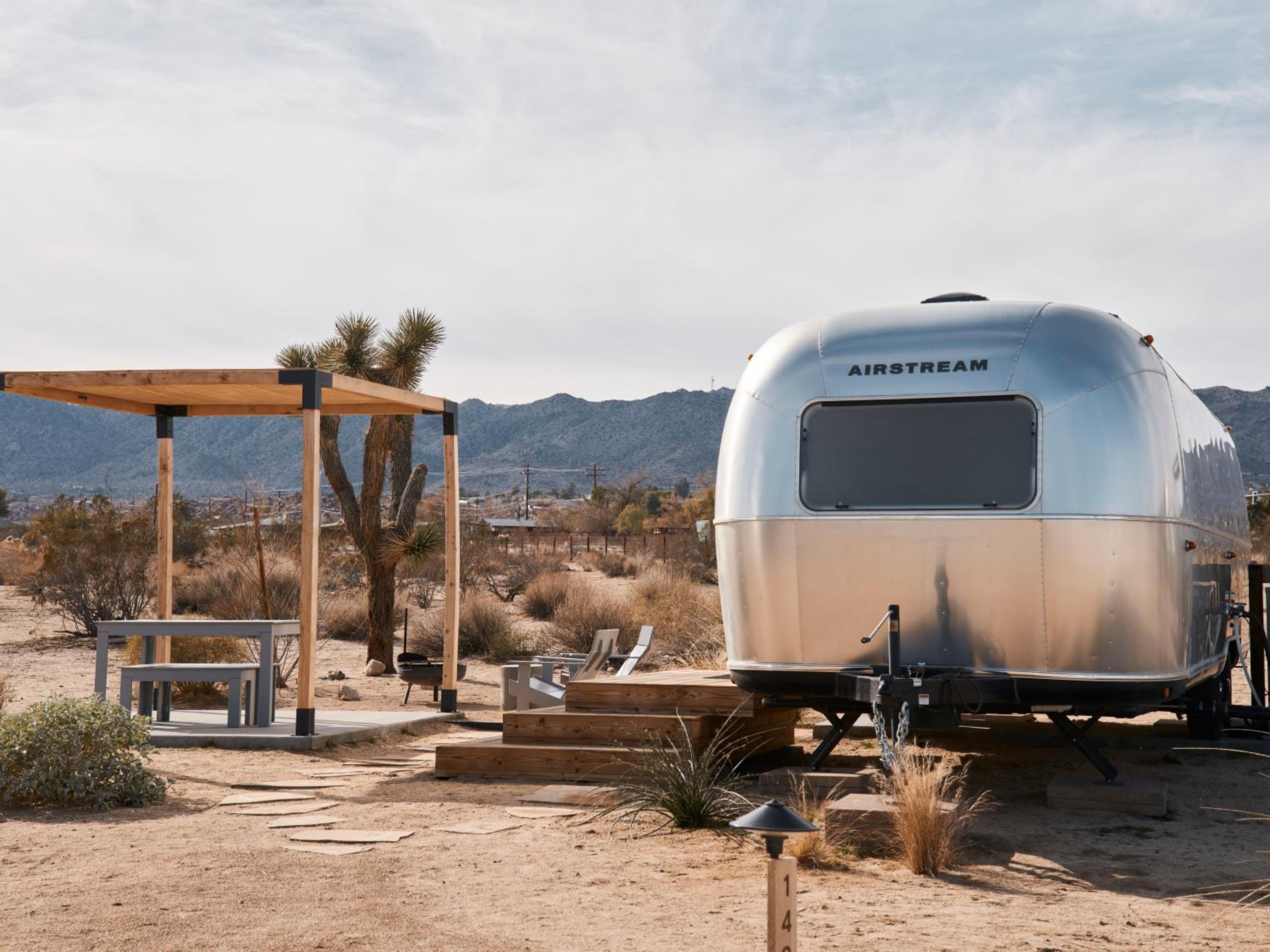 Premium Airstream Suite - Photo 17