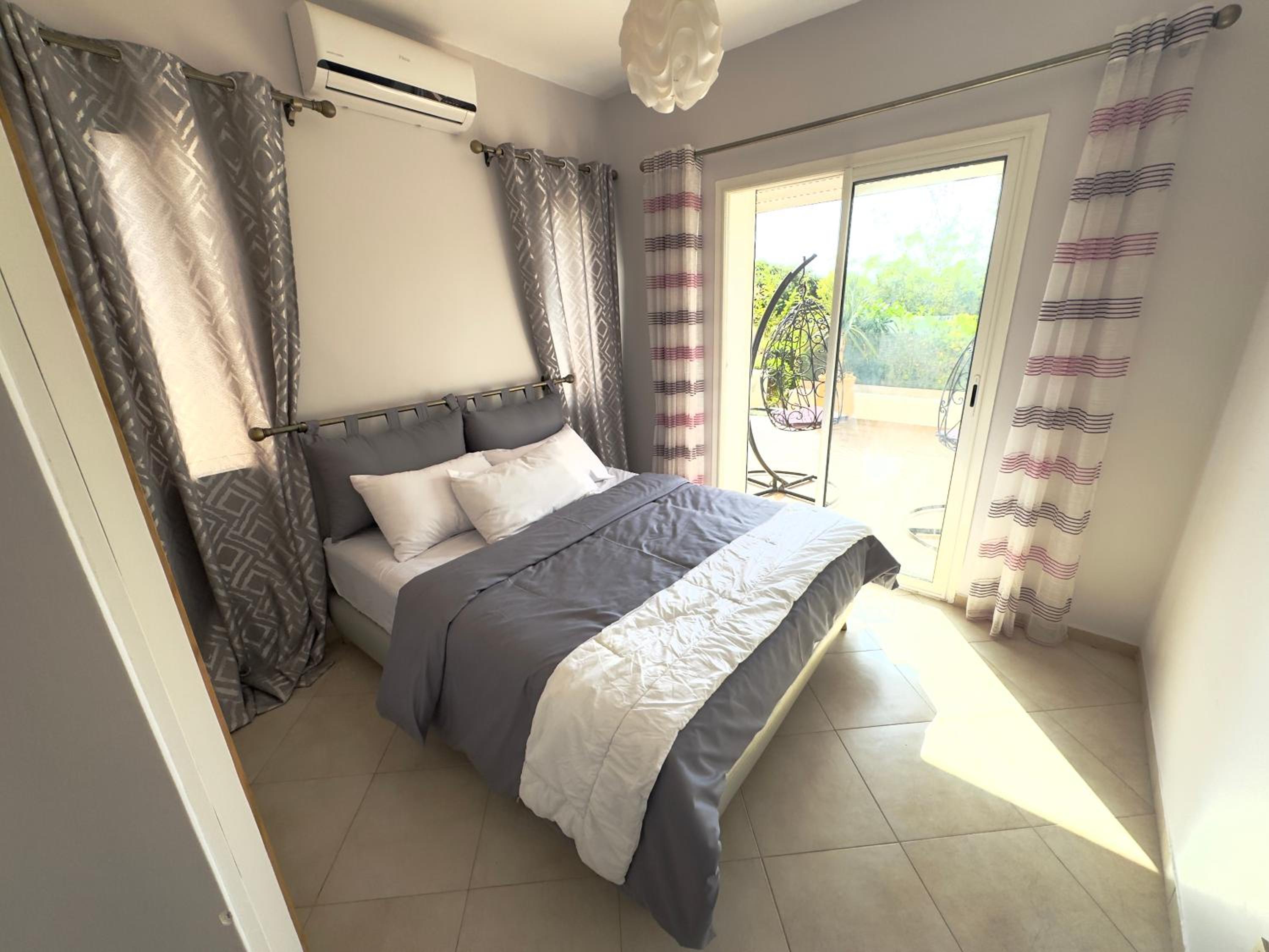 Two-Bedroom Apartment with Terrace photo 3