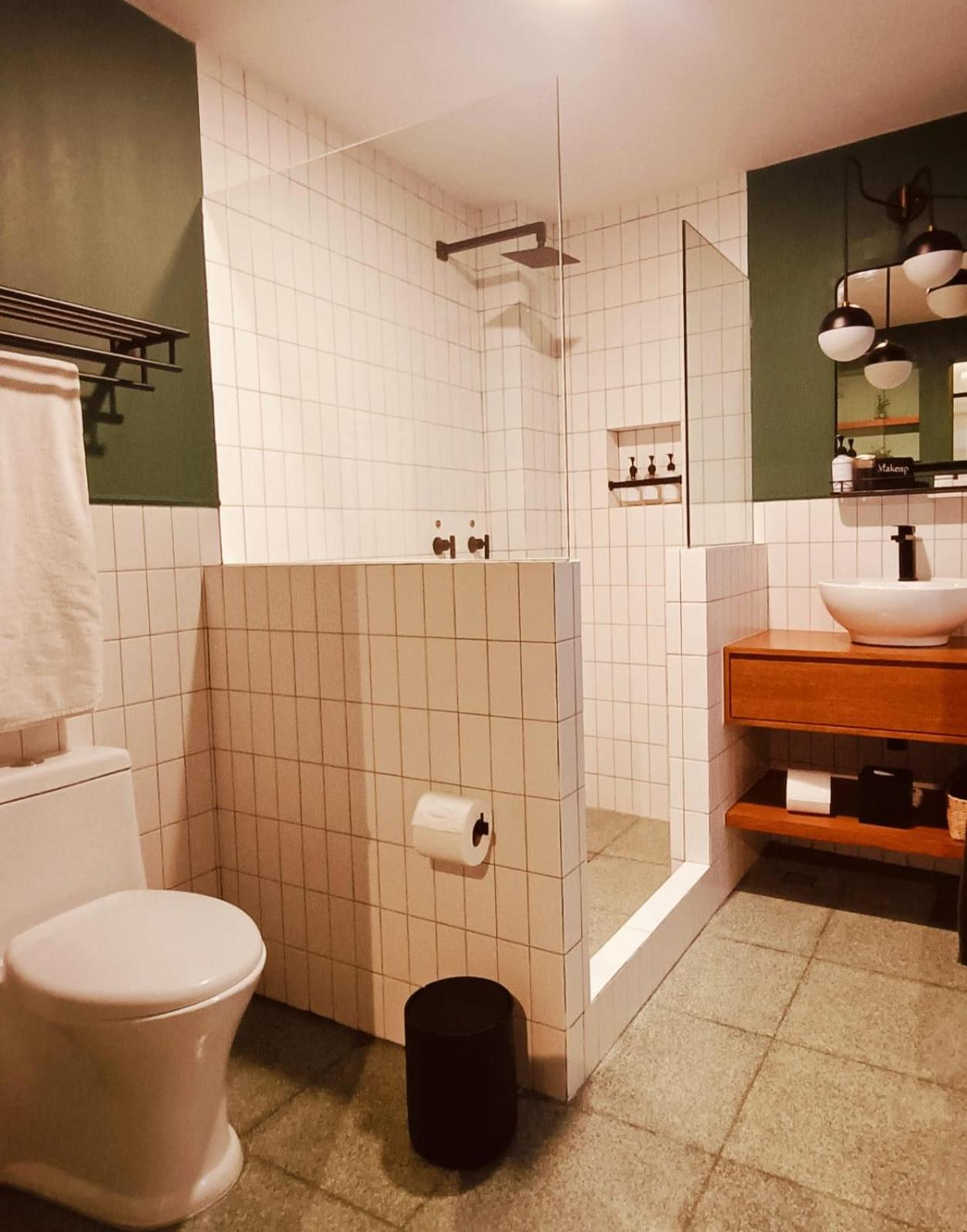 Two-Bedroom Suite - Photo 10