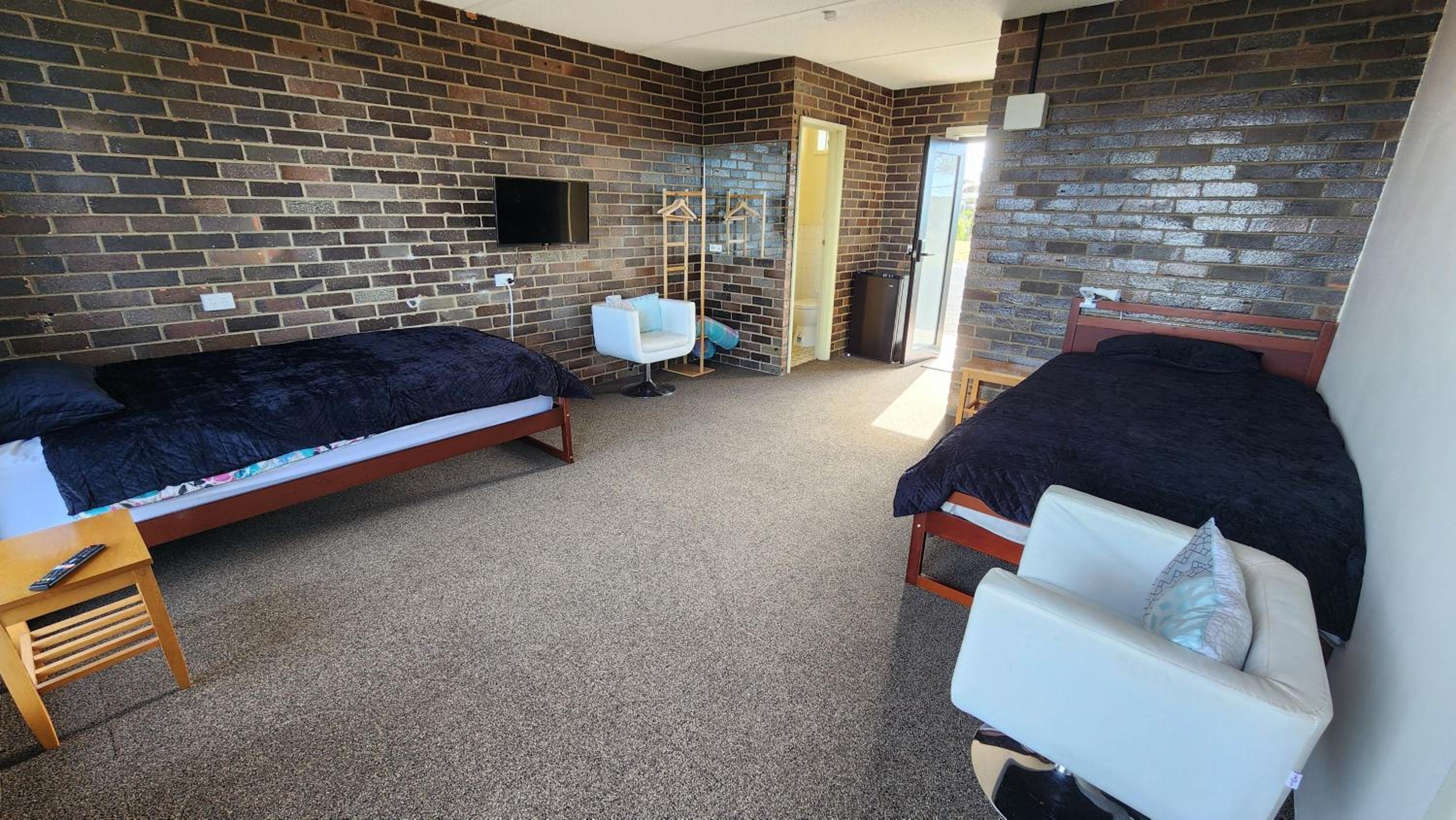 Twin Room with View