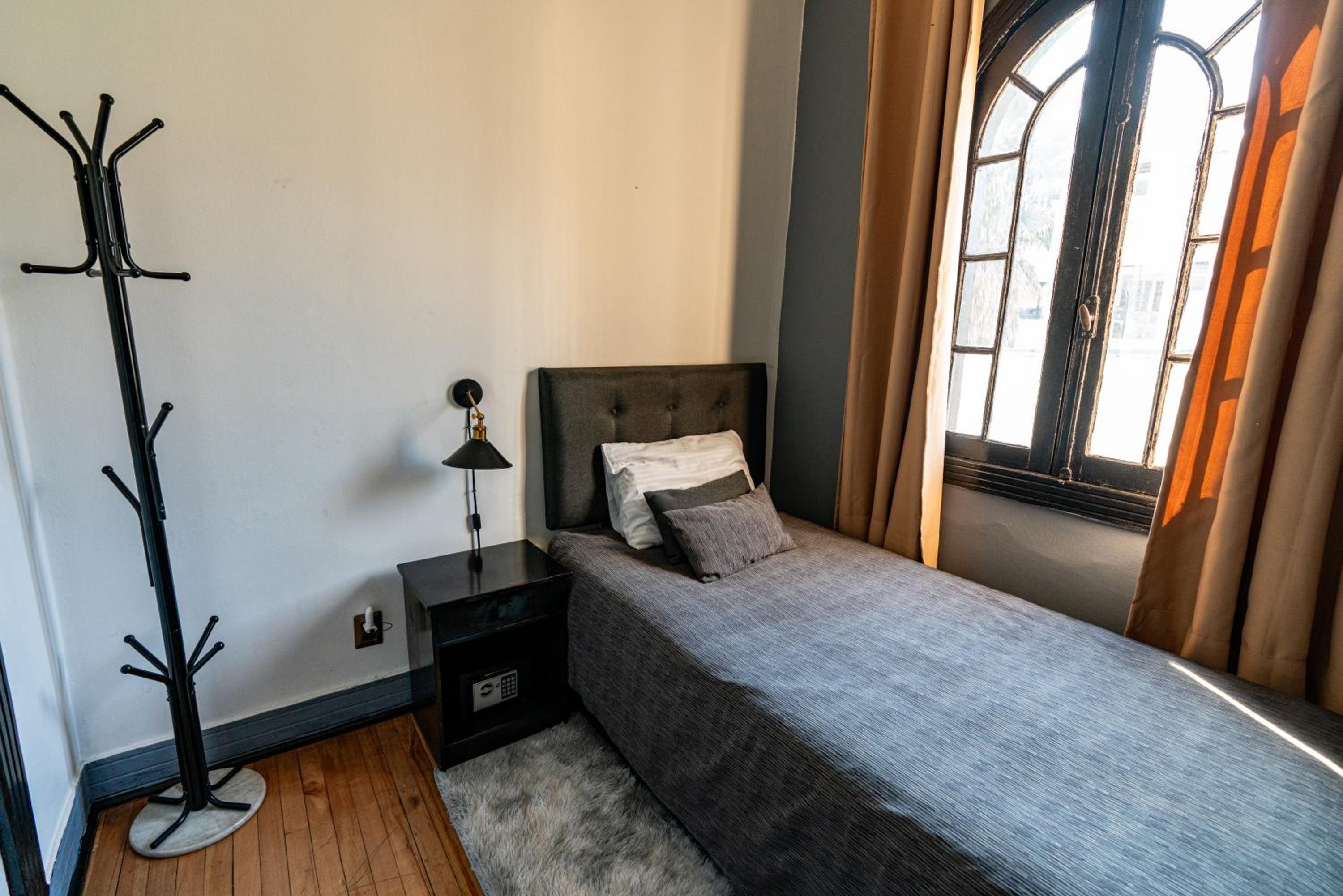 Single Room with Private External Bathroom photo 1