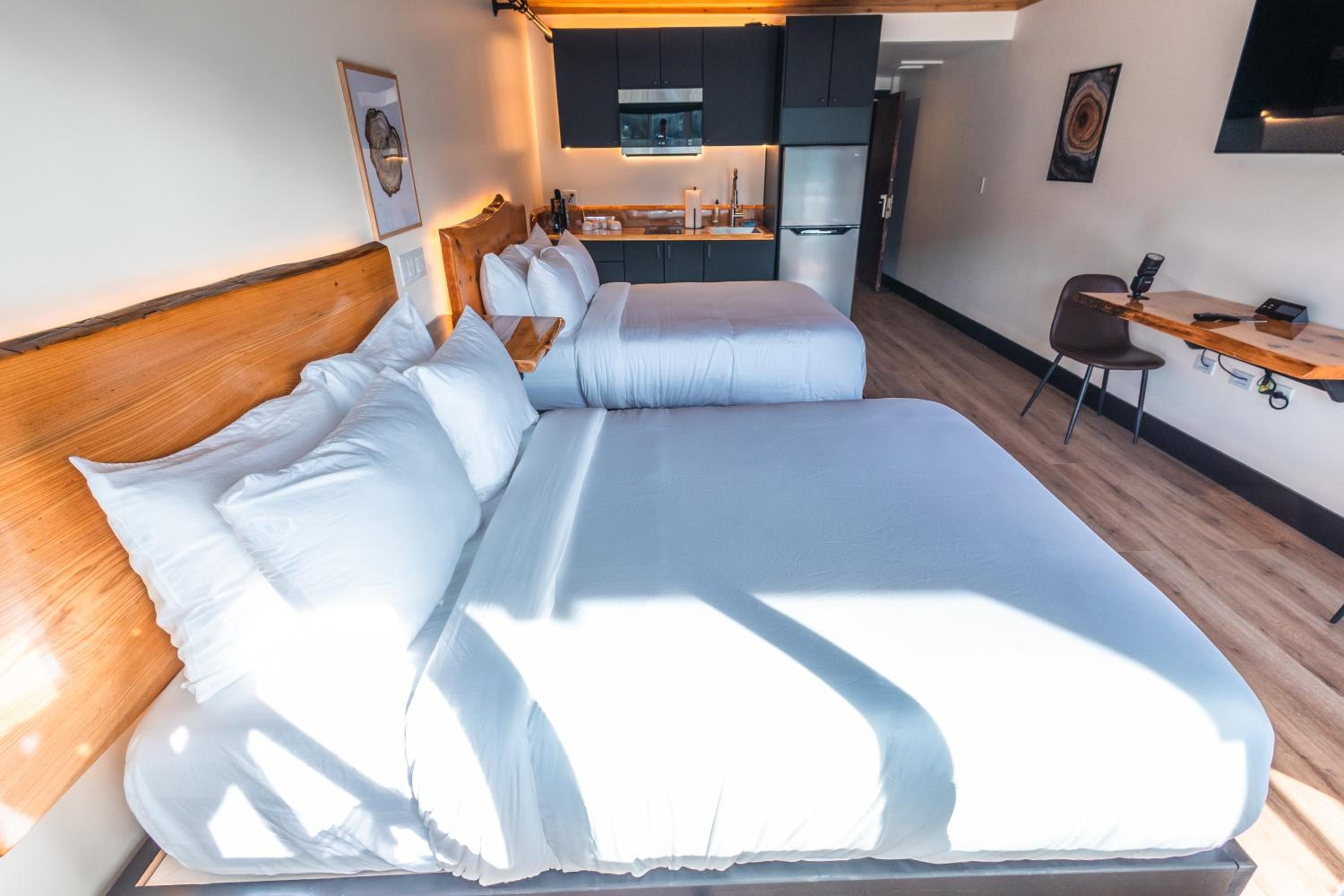 Double Room with Balcony and Sea View photo 3