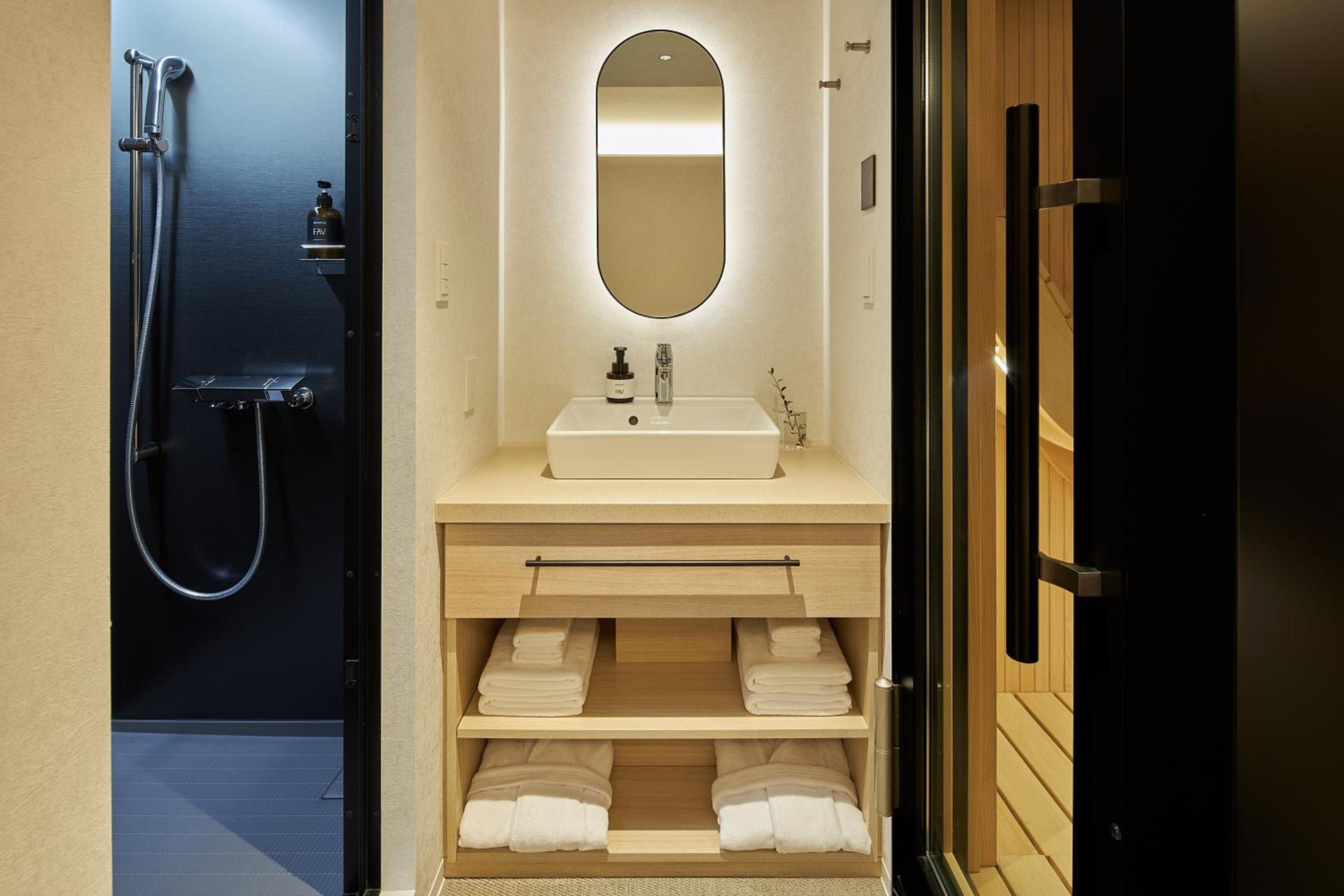 Queen Room with Sauna photo 2