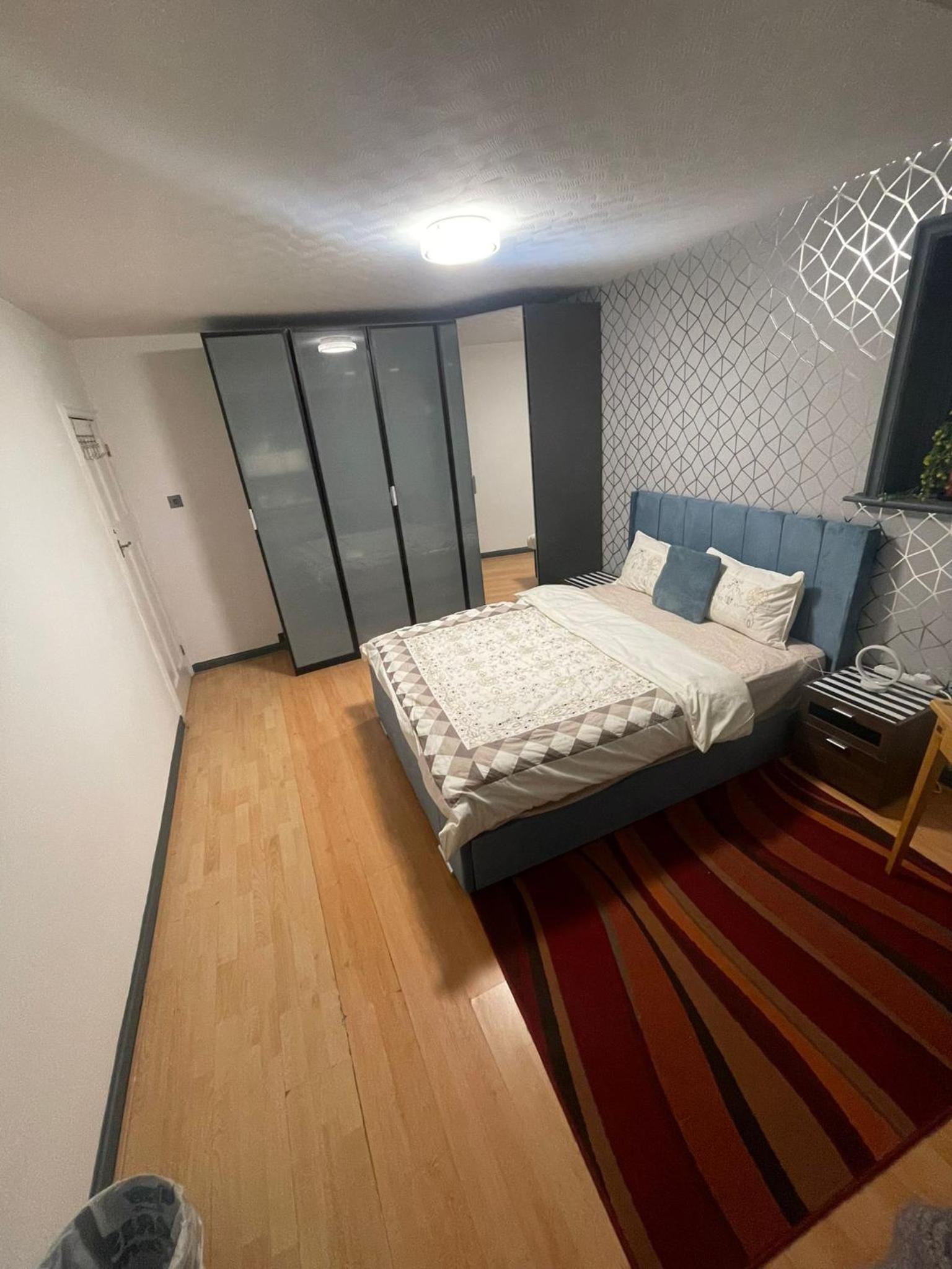 Double Room With Shared Bathroom photo 1