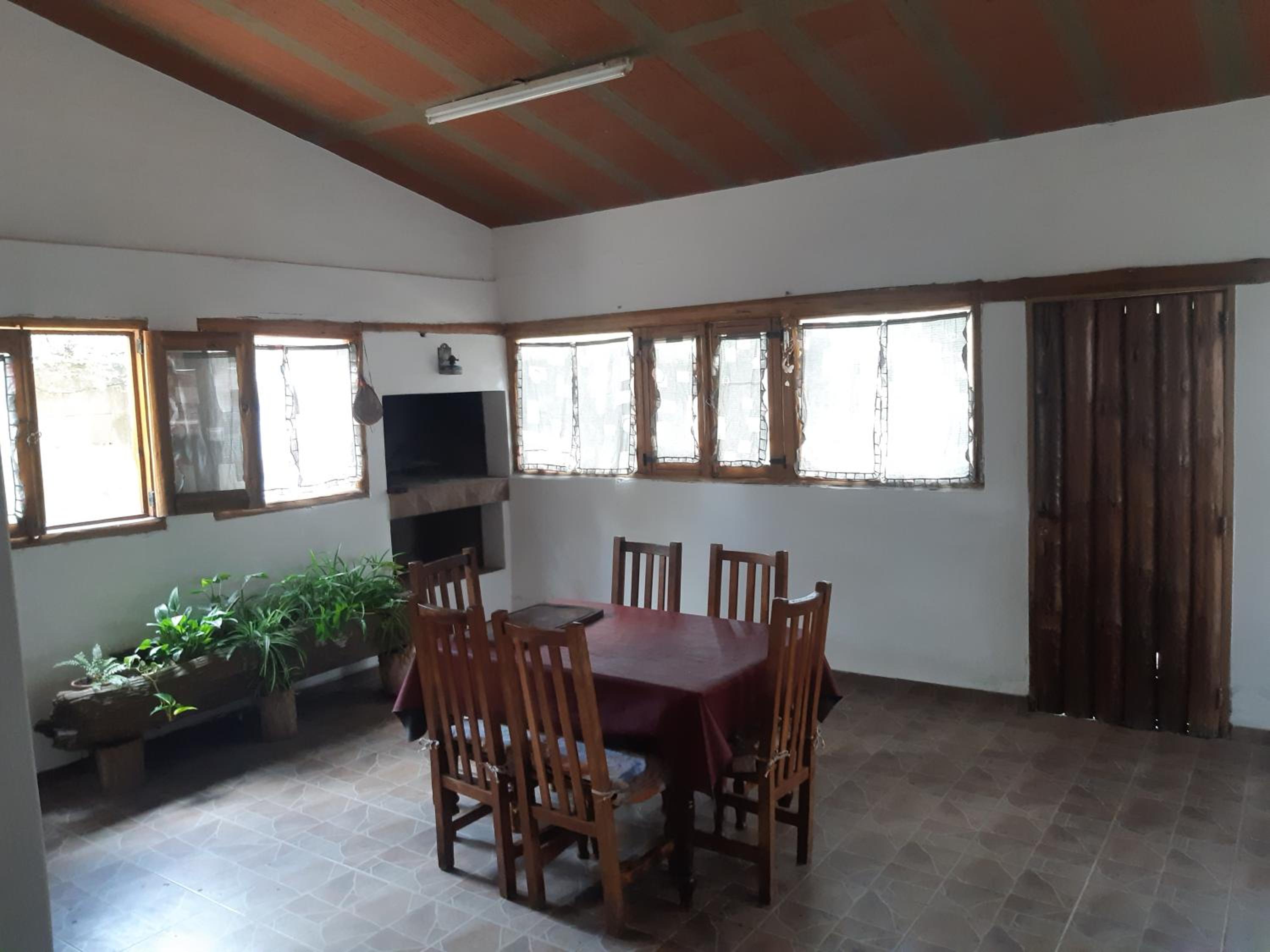 Three-Bedroom House photo 3