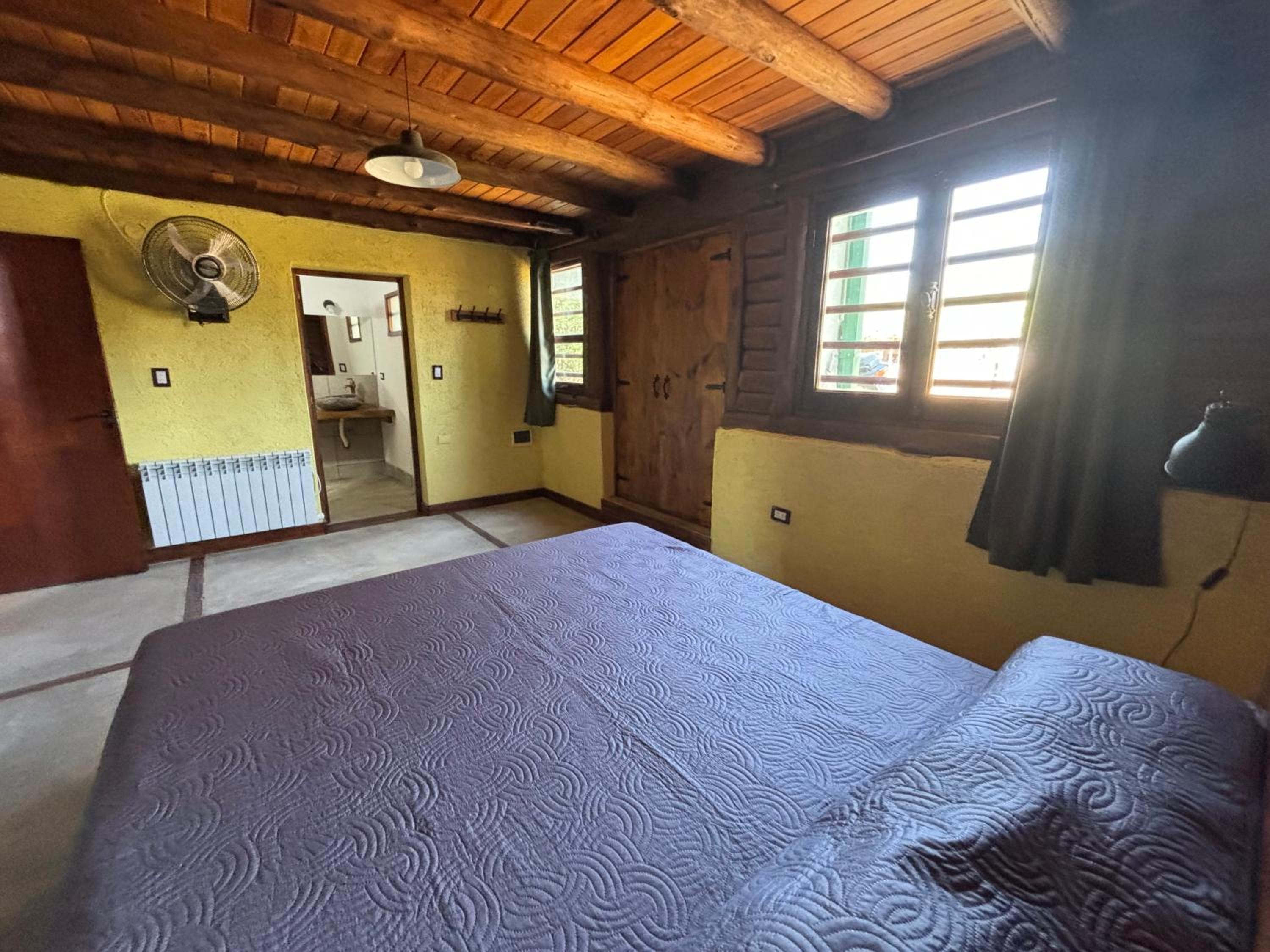One-Bedroom House photo 1