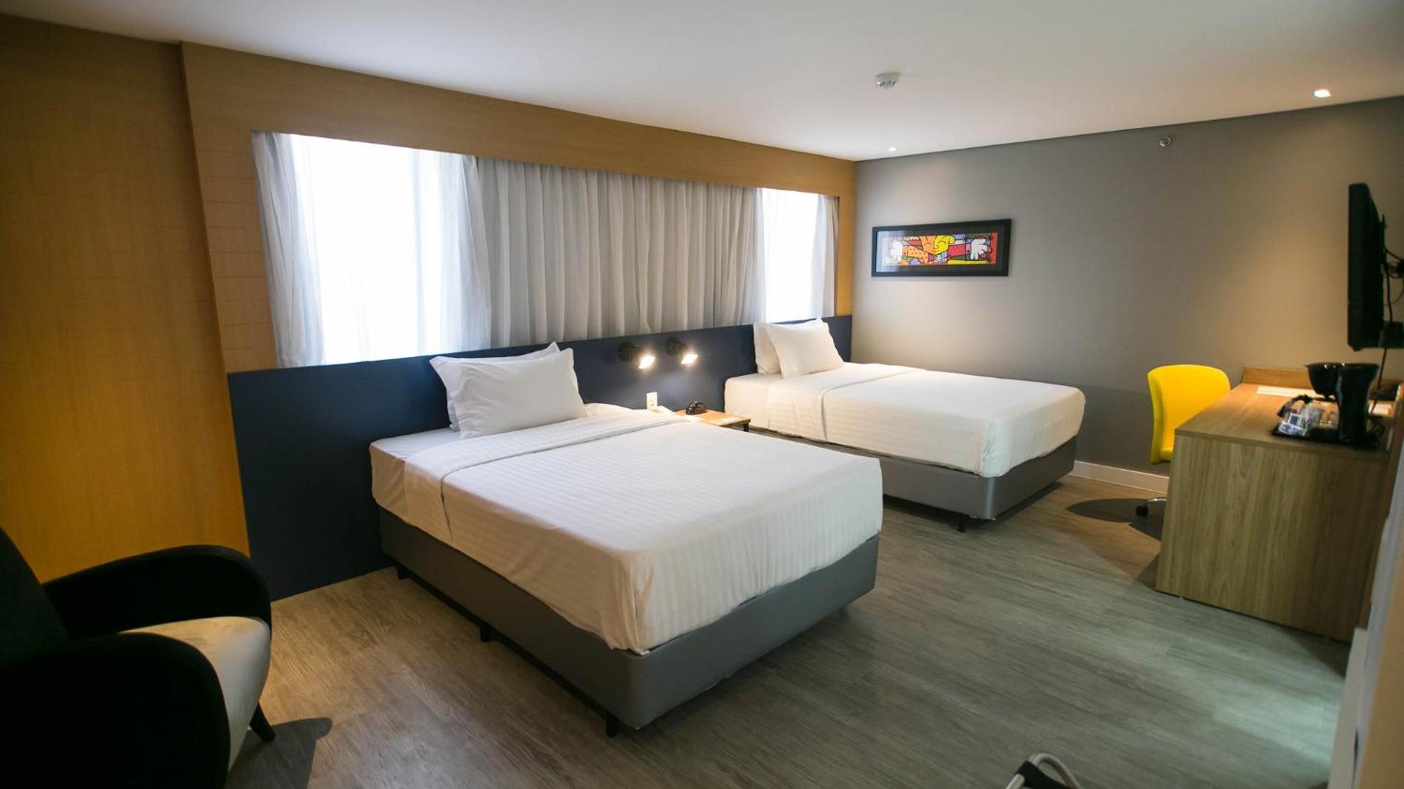 Standard Double Room with Two Double Beds - Photo 4