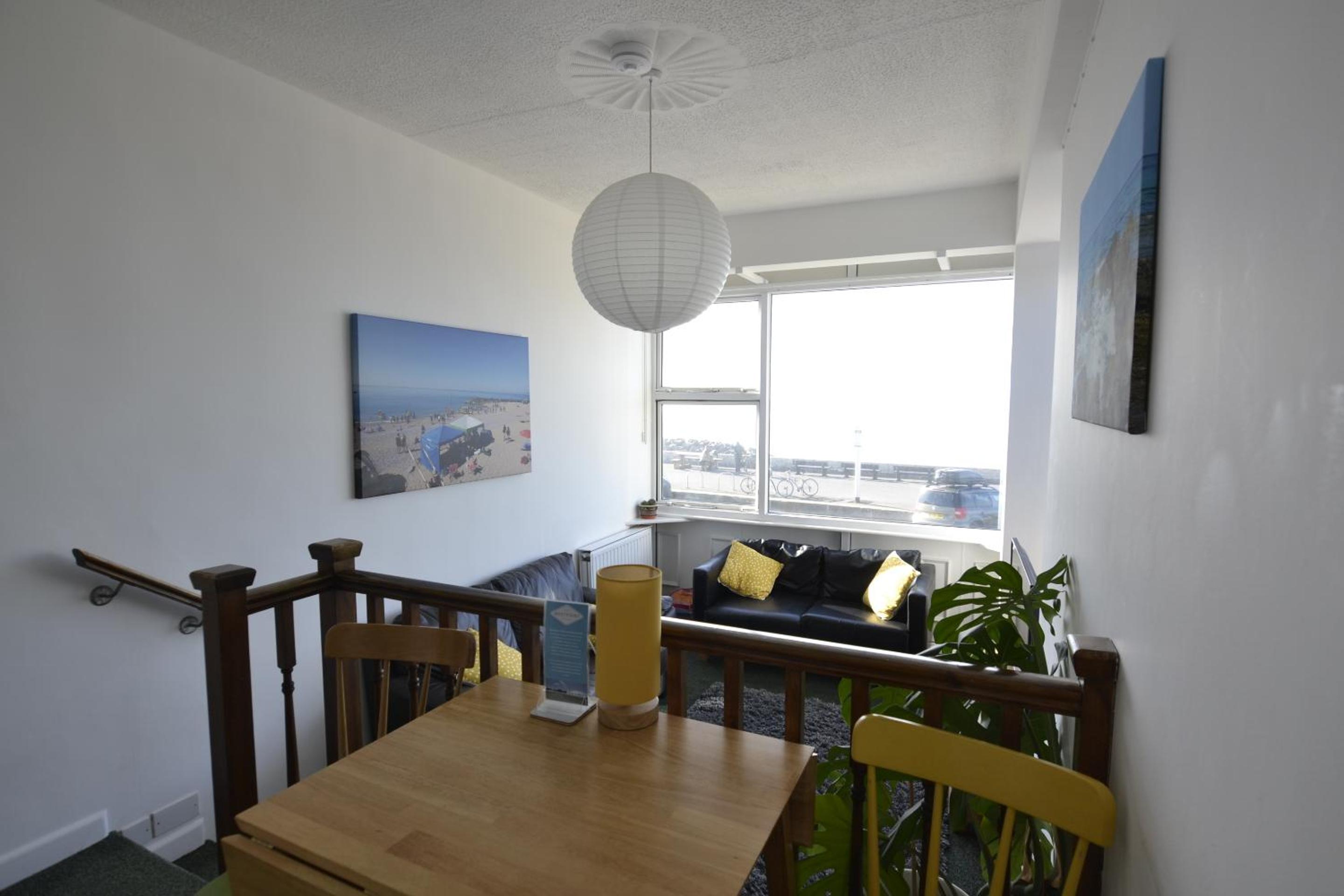 One-Bedroom Apartment with Sea View photo 3