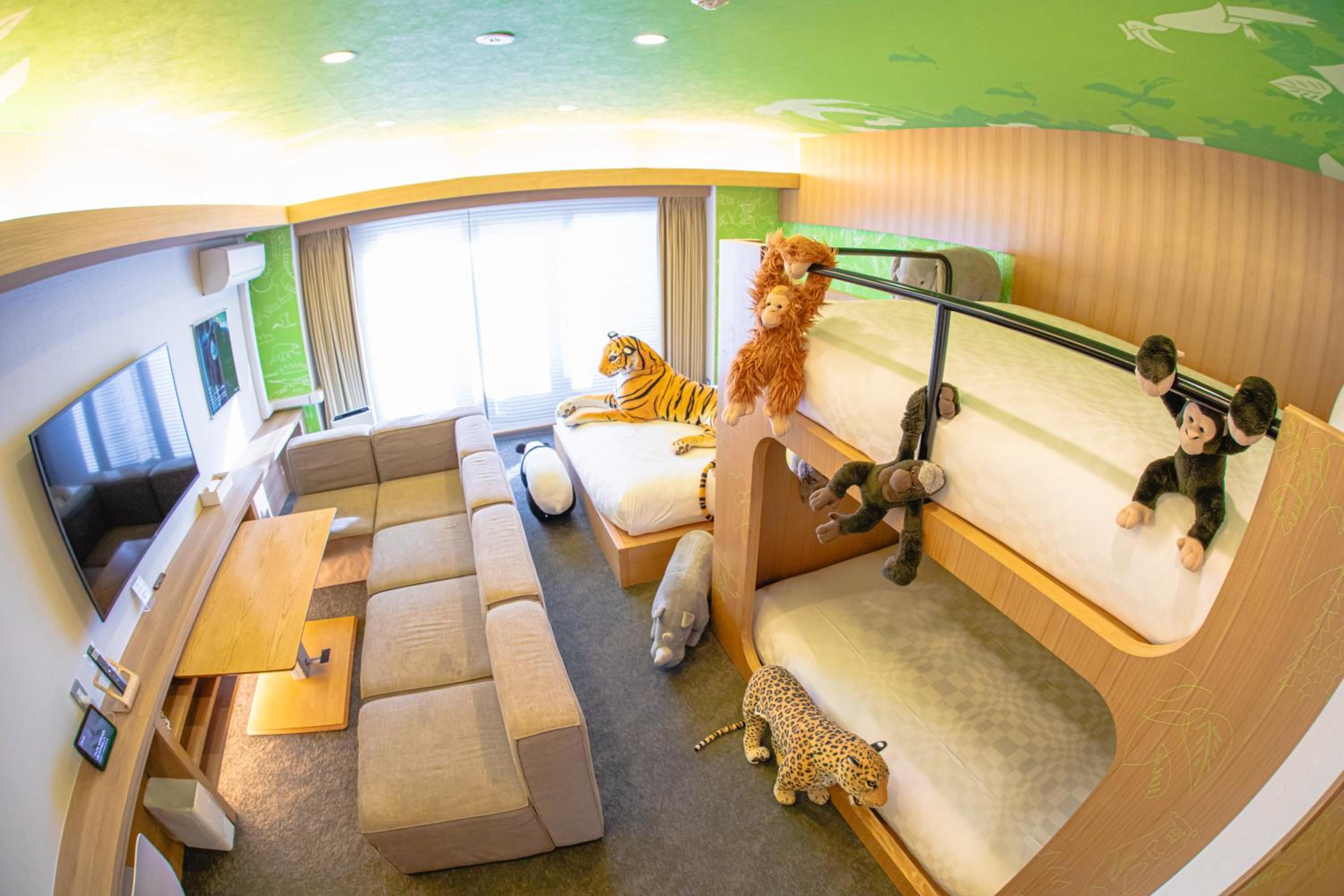 Superior Room (6 Adults) - Zoo Theme - Photo 19