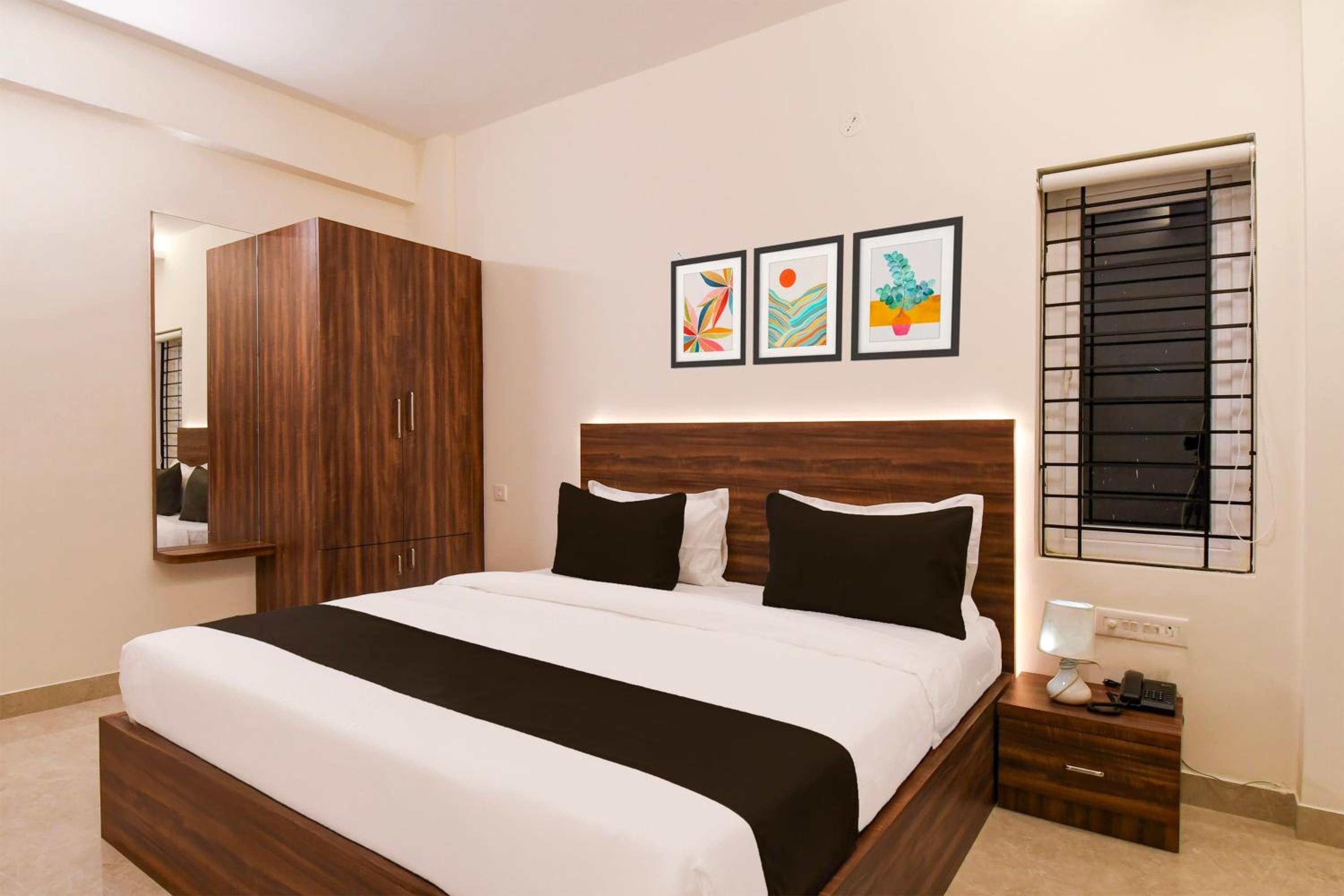 Classic Triple Room photo 2