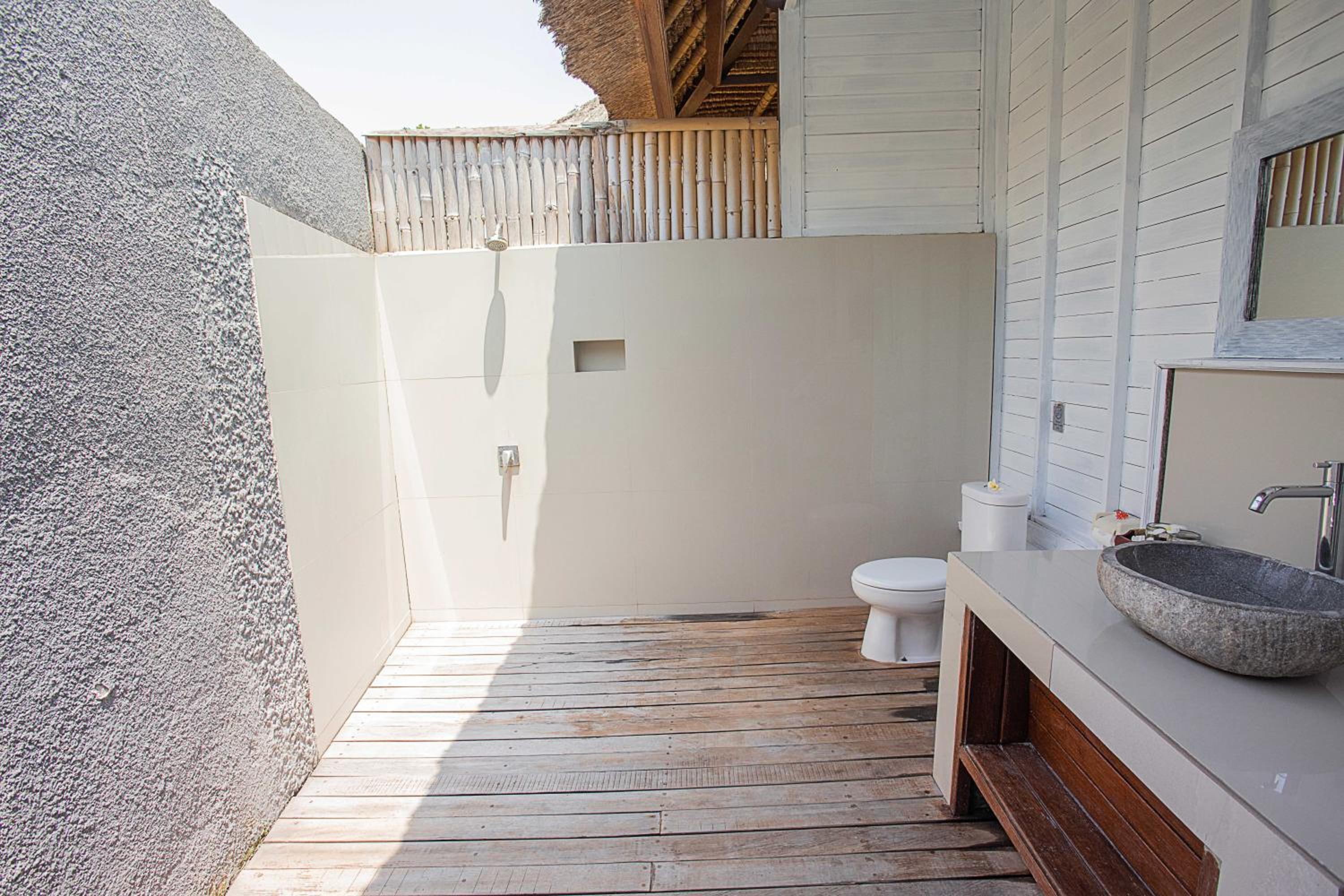Family Room with Private Bathroom photo 2