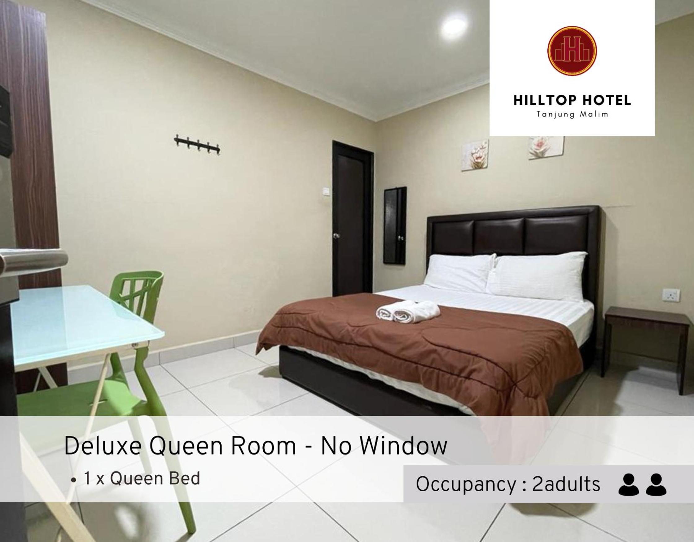 Deluxe Queen - No Window photo 3