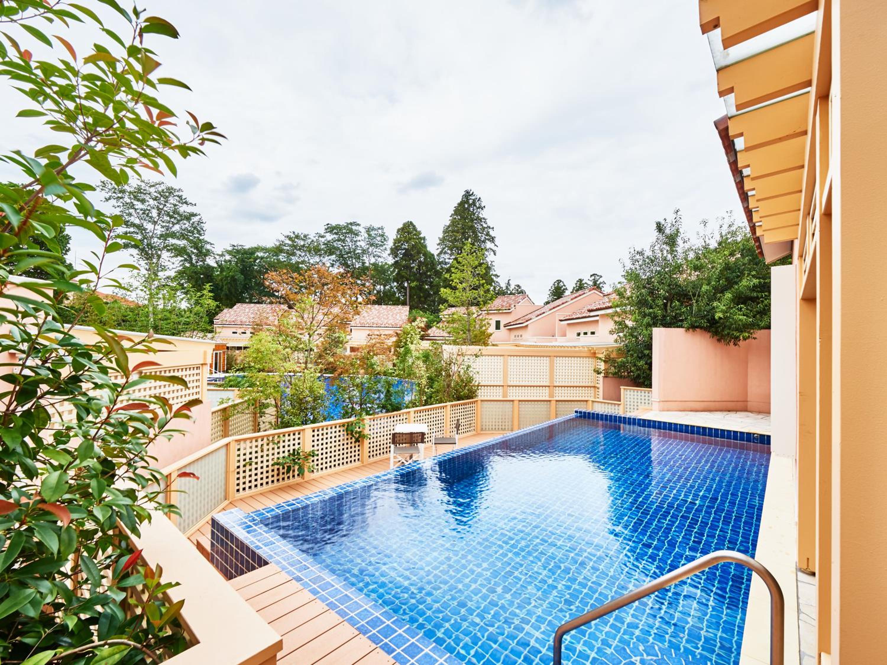 (Aqua Terrace) Royal Pool Suite  photo 3