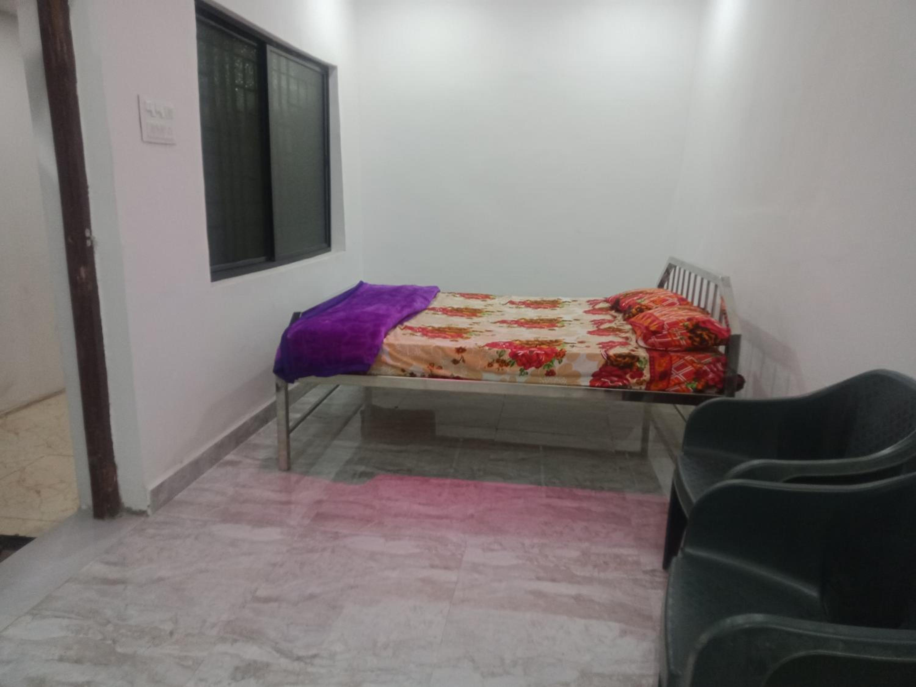 Double Room With Extra Bed photo 1