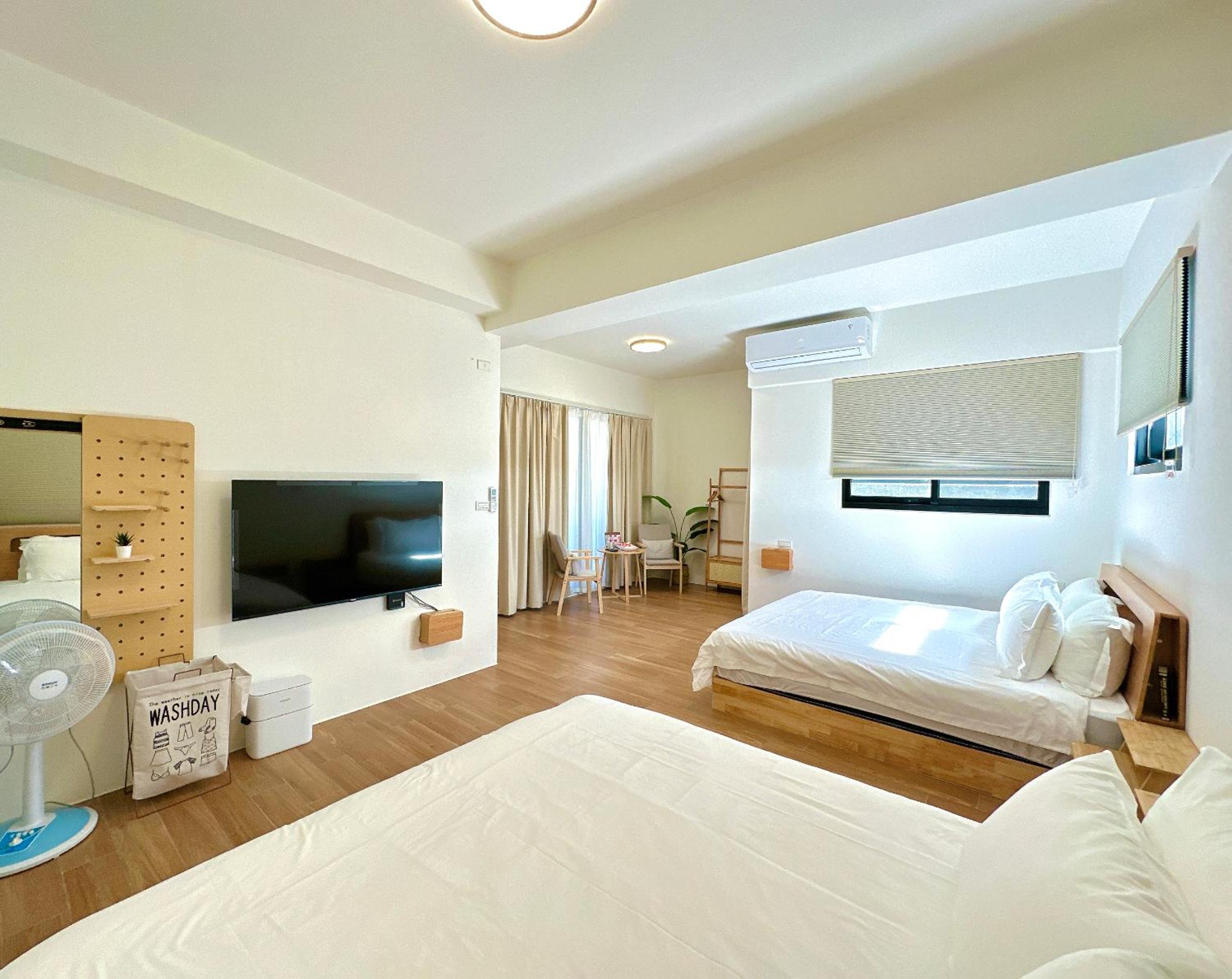 Double or Twin Room with Private Bathroom photo 1