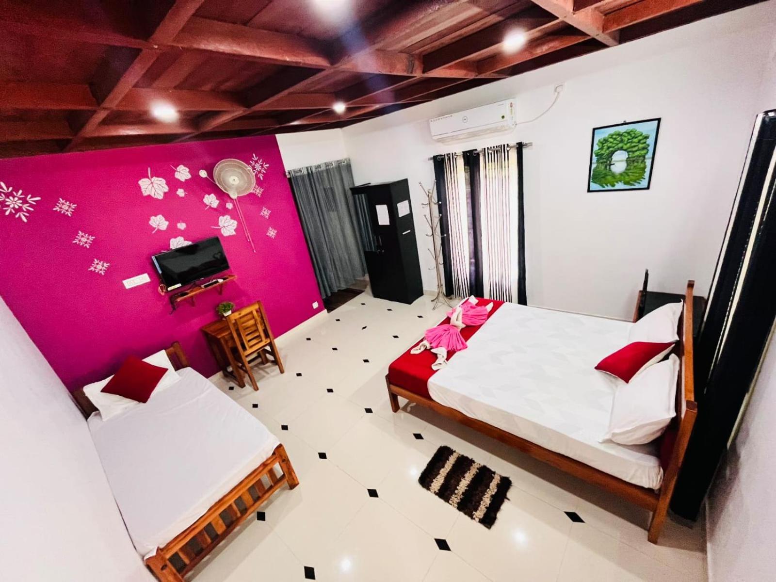 Deluxe Queen Room photo 3