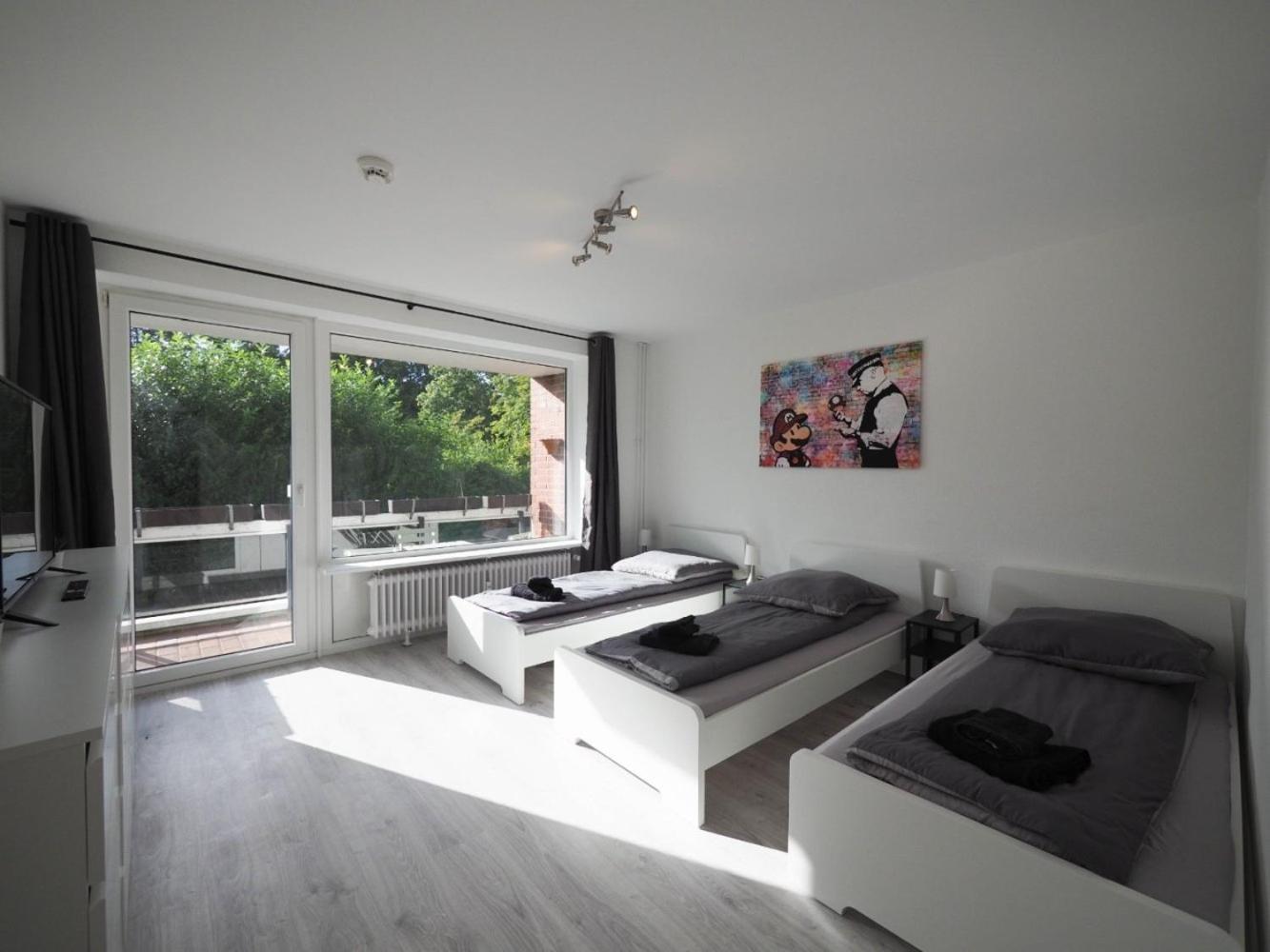 Apartment photo 1