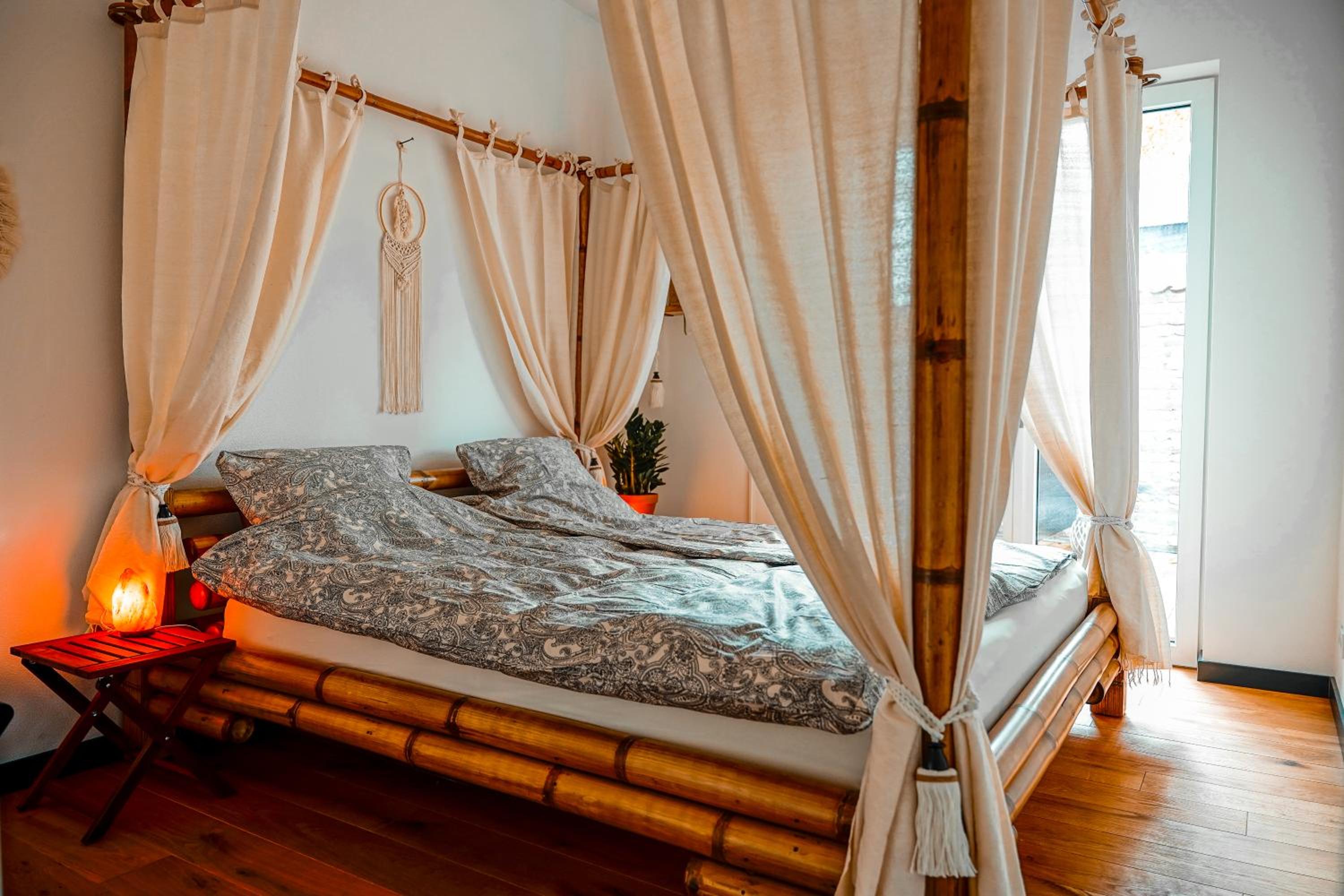 Double Room with Shared Bathroom photo 2