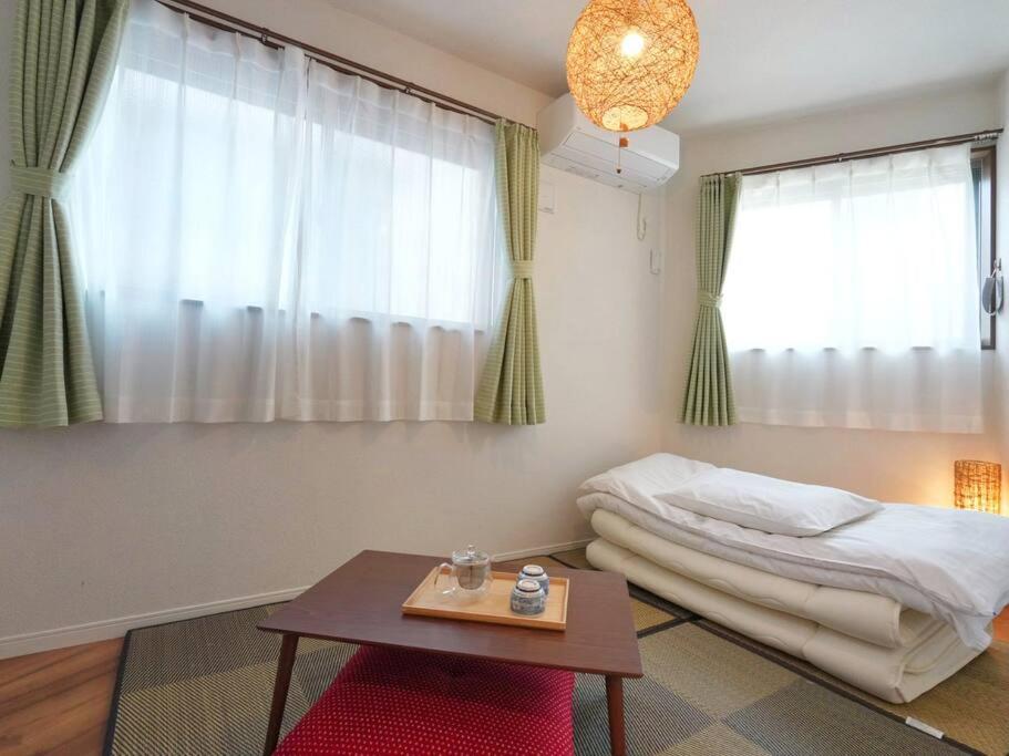Three-Bedroom Apartment photo 2