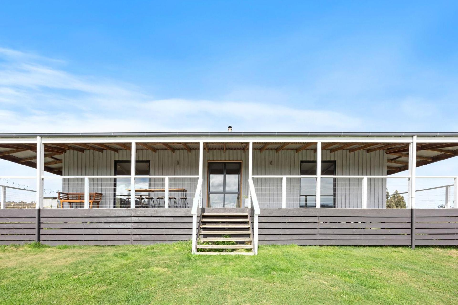 Four-Bedroom House photo 2
